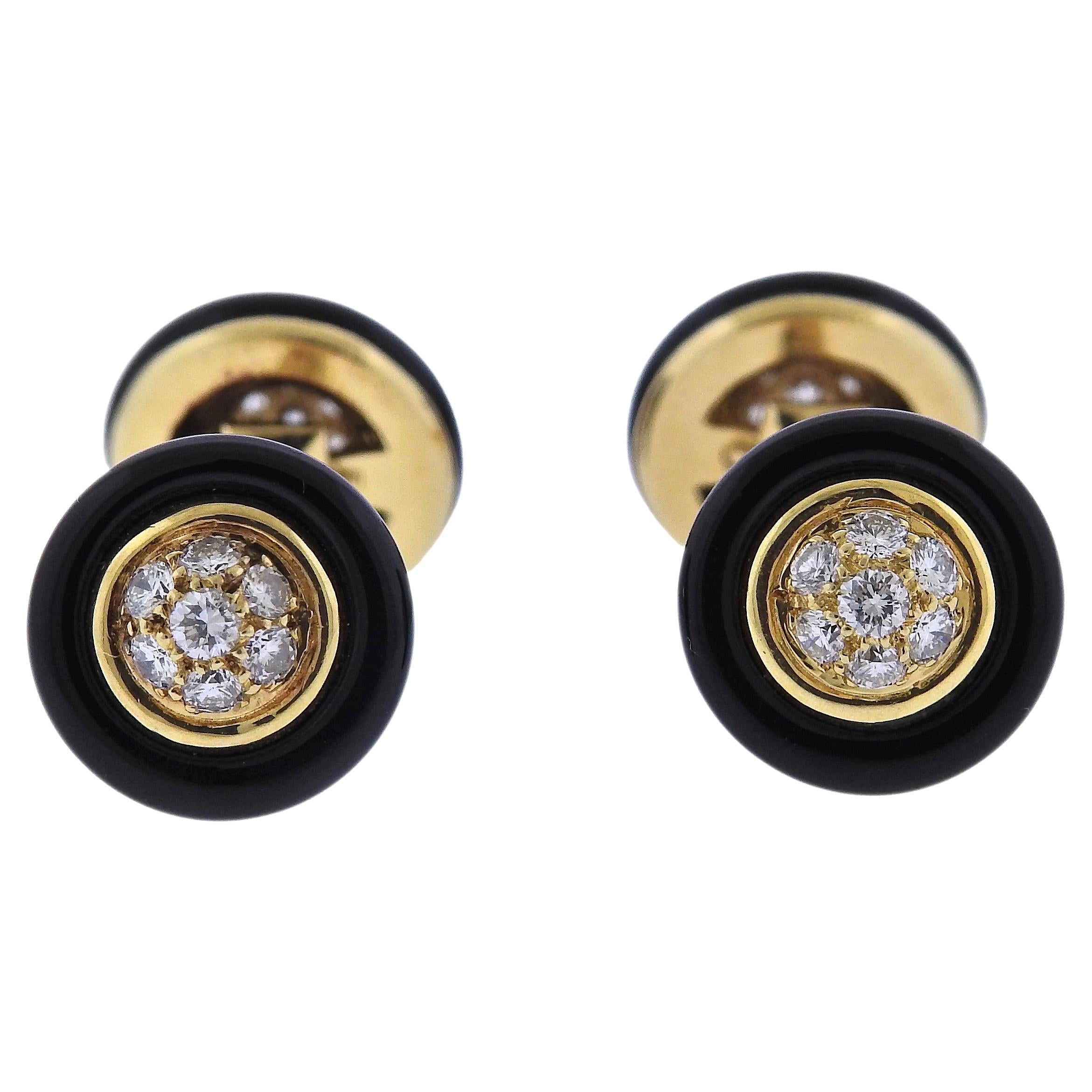 Van Cleef & Arpels Boutons de manchette Classic en or, diamant et onyx