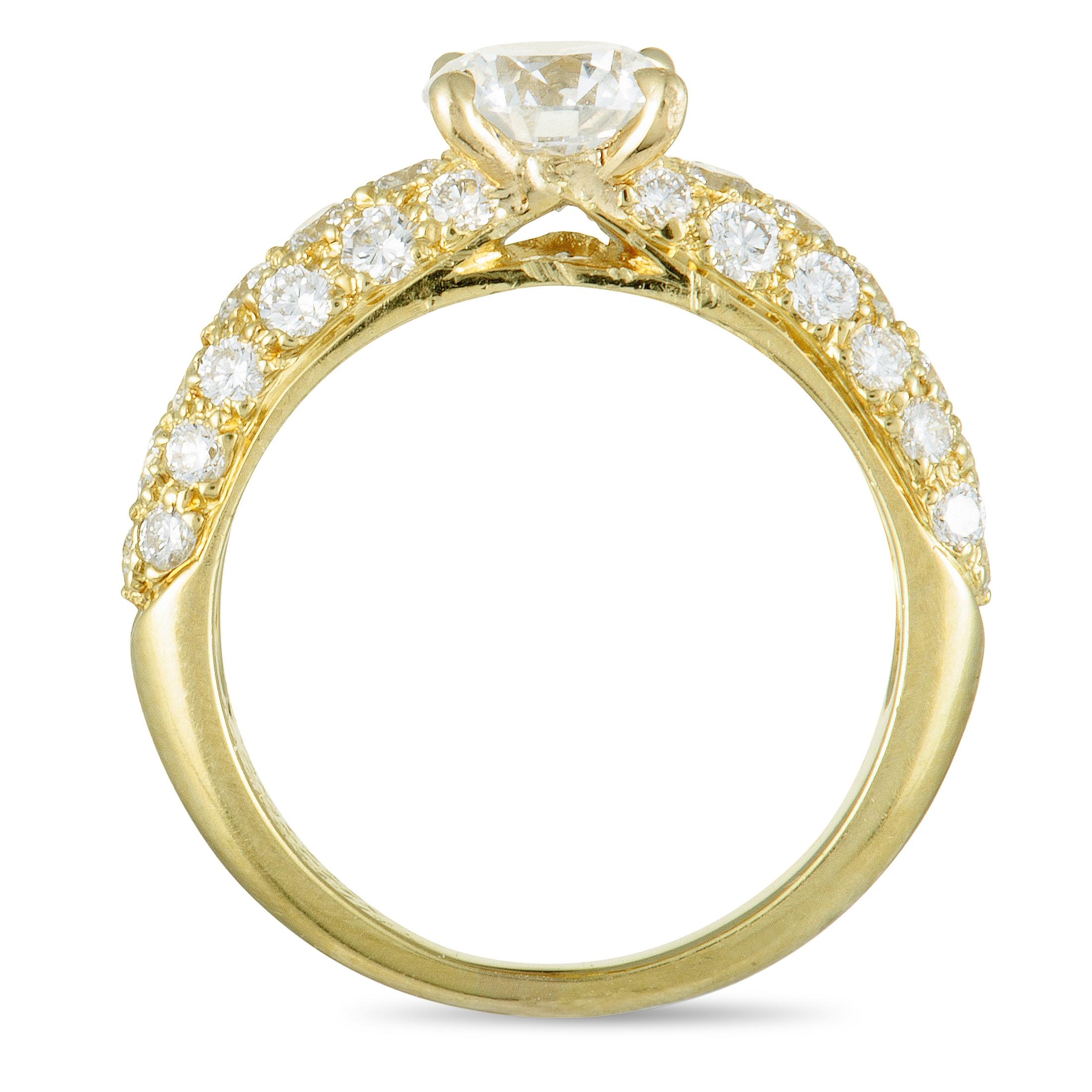 Featuring the splendidly classic design that we've come to associate with the finest engagement rings, this wonderful Van Cleef & Arpels piece is a sublime epitome of refined elegance and sophistication. The ring is made of 18K yellow gold and