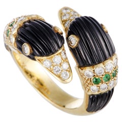 Van Cleef & Arpels Diamond Pavé, Emerald and Fluted Onyx Yellow Gold Swan Ring