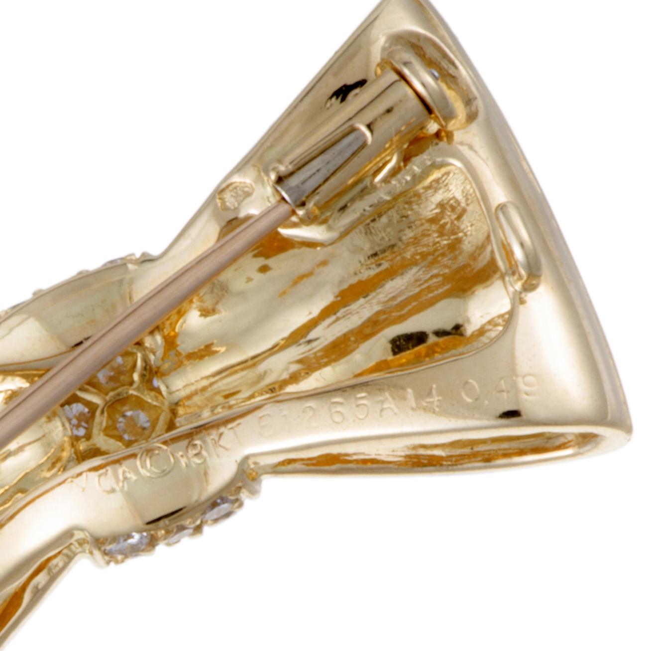 Women's Van Cleef & Arpels Diamond Pavé Yellow Gold Bow Brooch