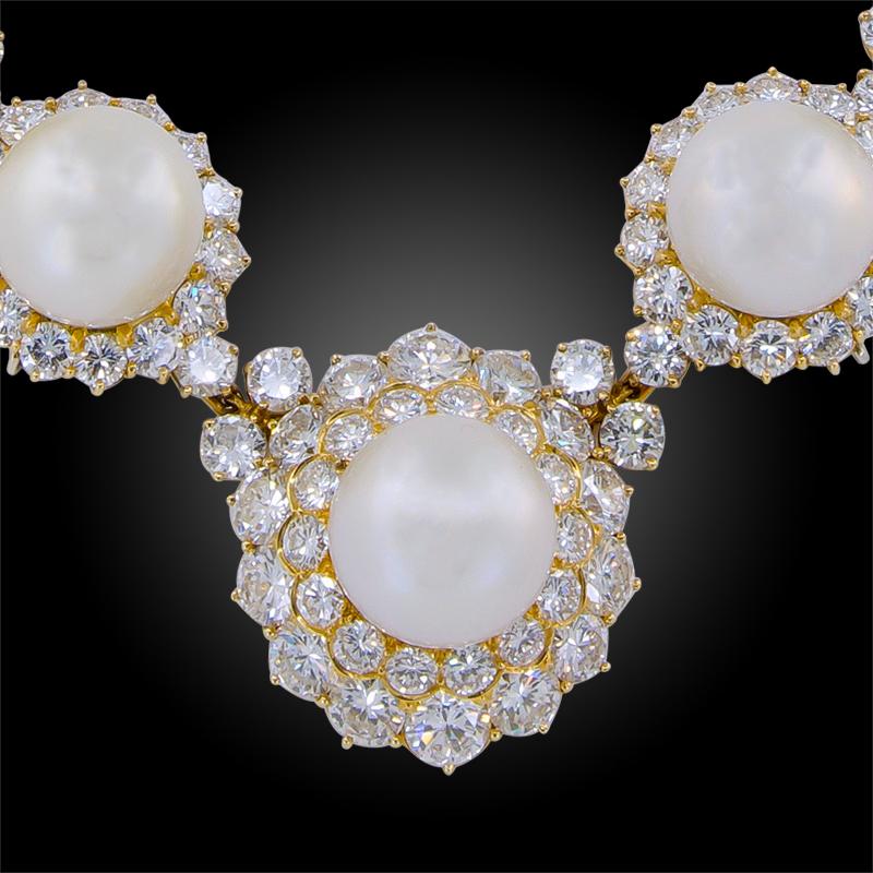 Van Cleef & Arpels Halskette aus Gelbgold mit Diamanten und Perlen (Rundschliff) im Angebot