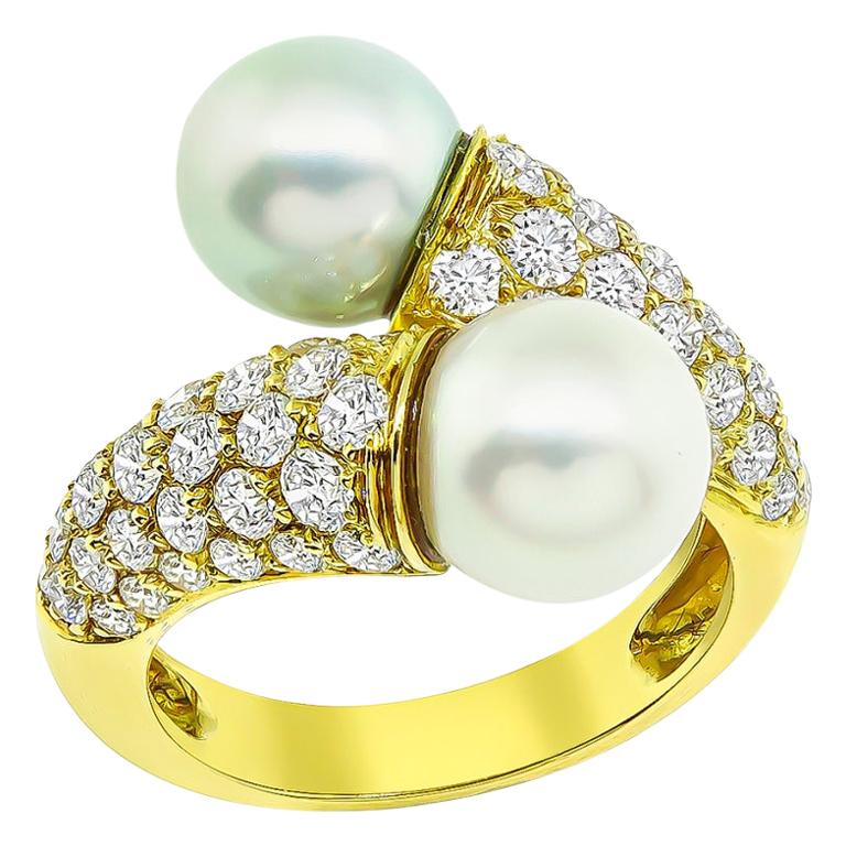 Van Cleef and Arpels Diamond Pearl Ring For Sale at 1stDibs