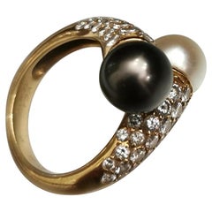 Van Cleef & Arpels Diamond Pearl Ring