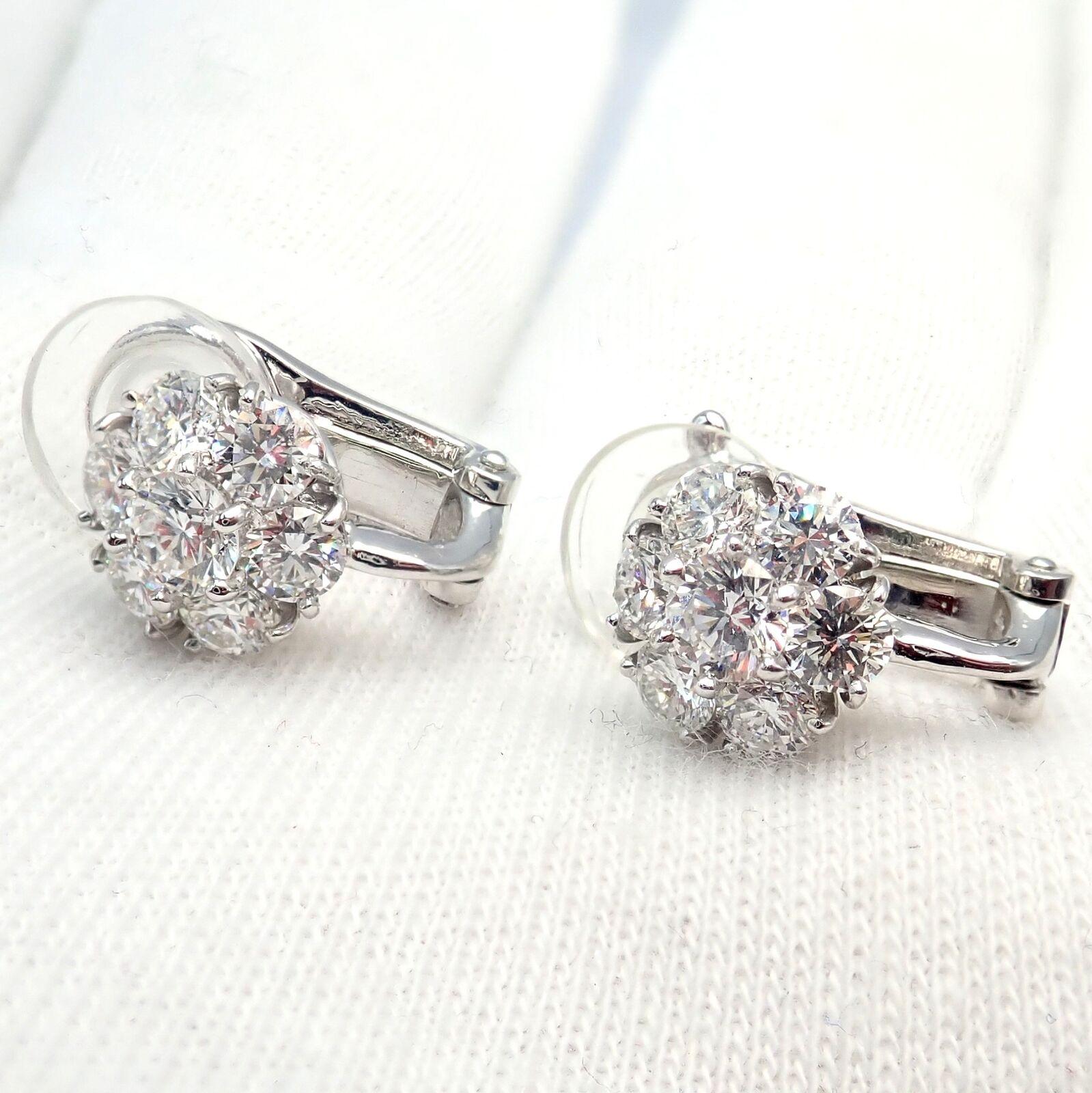 Van Cleef & Arpels Diamond Platinum Fleurette Flower Earrings For Sale 7