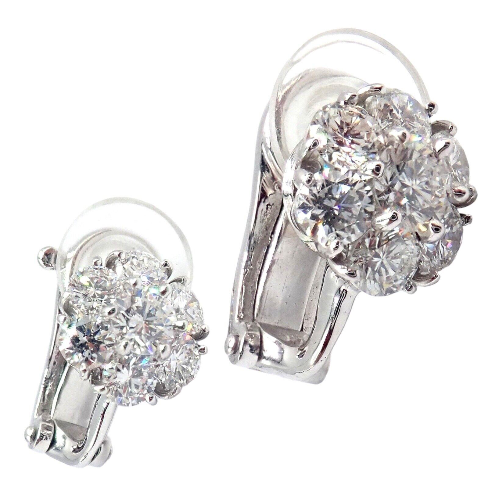 Brilliant Cut Van Cleef & Arpels Diamond Platinum Fleurette Flower Earrings For Sale