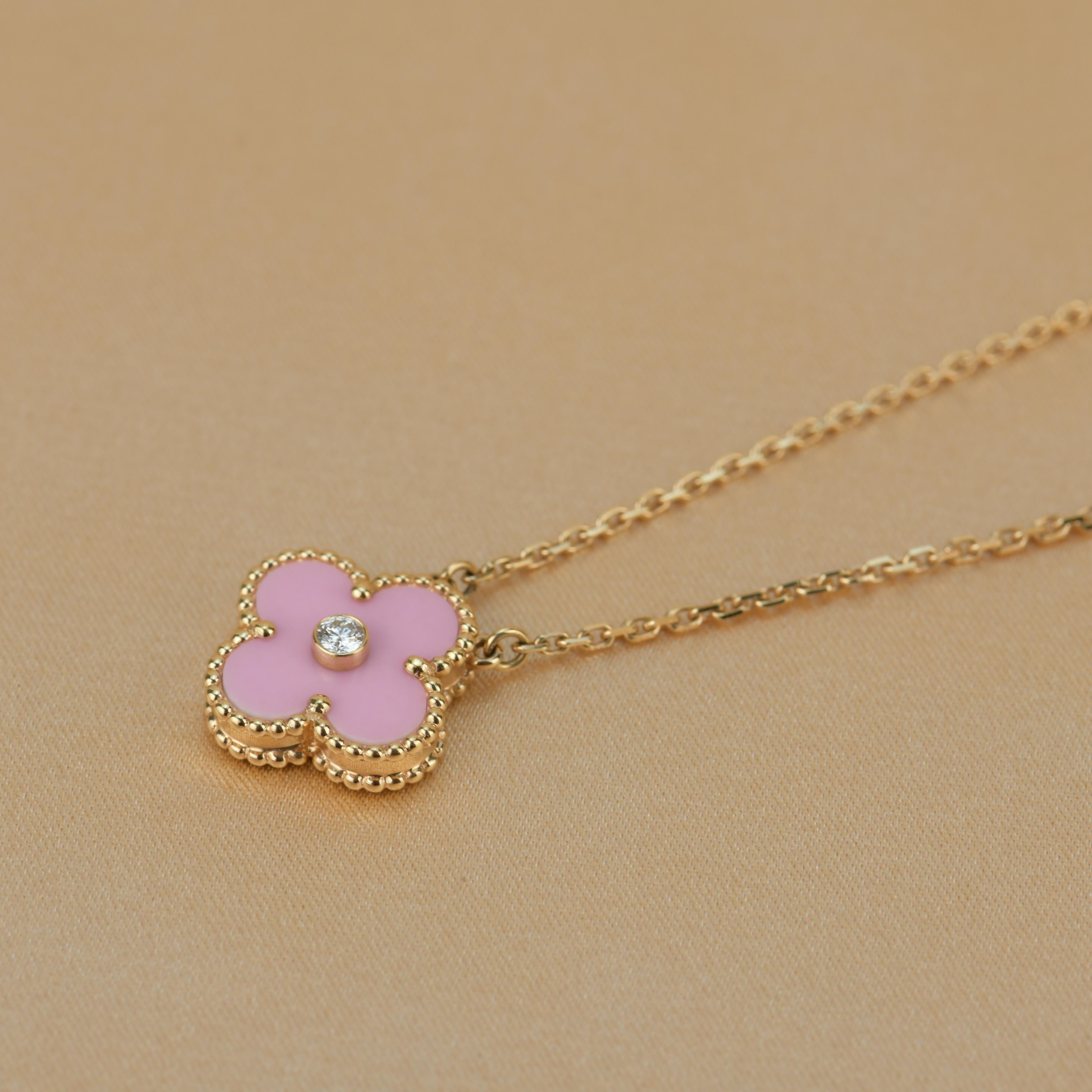 van cleef pink necklace