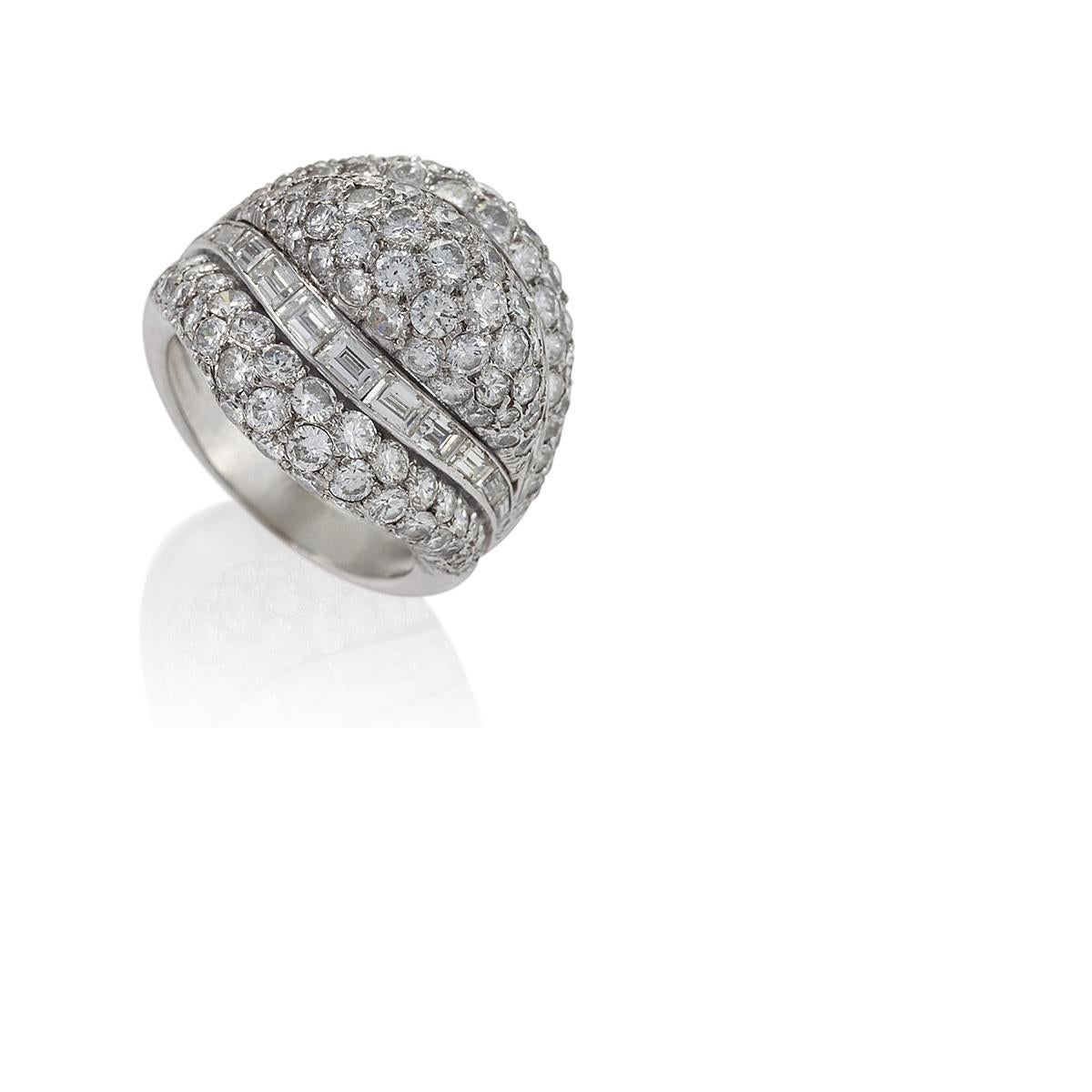 Van Cleef & Arpels Diamant-Bombé-Ring  (Brillantschliff) im Angebot