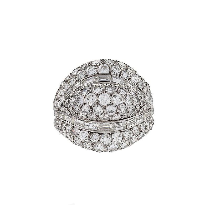 Van Cleef & Arpels Diamond Bombé Ring 