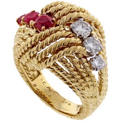 Van Cleef
Arpels Diamond Ruby Cocktail Gold Ring Van Cleef
Arpels Diamond Ruby Cocktail Gold Ring
