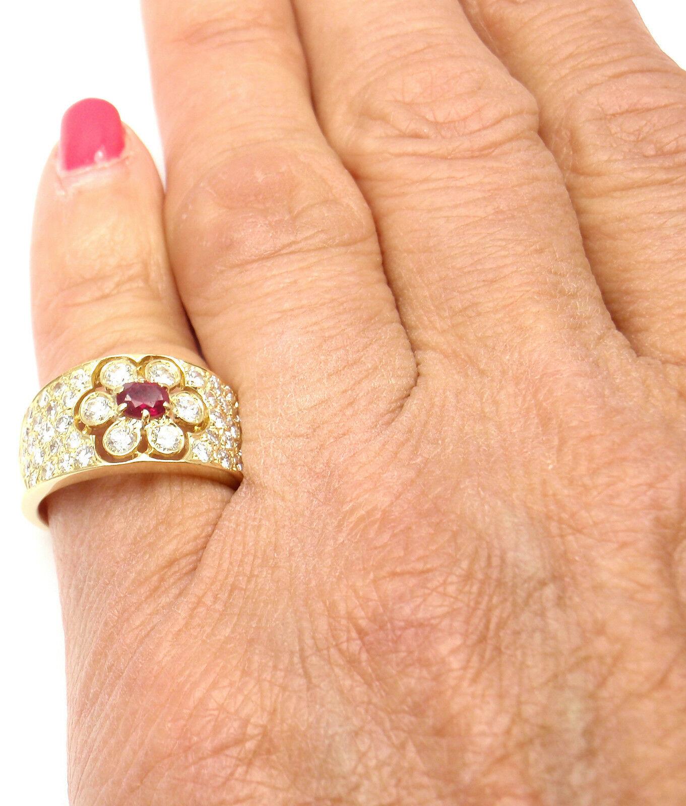 Van Cleef & Arpels Diamond Ruby Flower Yellow Gold Band Ring 3
