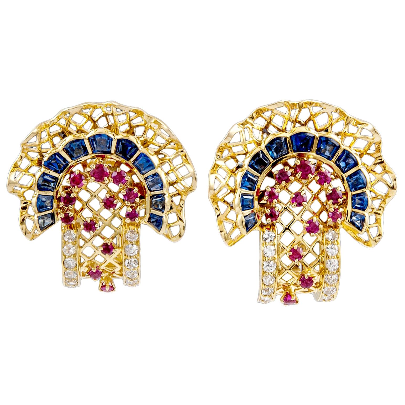 Van Cleef and Arpels Diamond Heart Earrings at 1stDibs