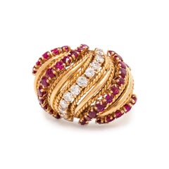 Van Cleef & Arpels Diamond & Ruby Yellow Gold Ring
