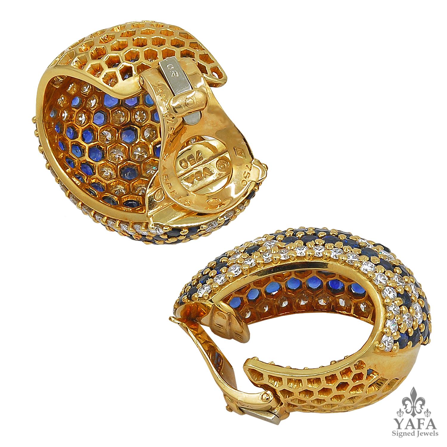 Taille ronde Van Cleef & Arpels Boucles d'oreilles vintage en or avec diamants et saphirs en vente