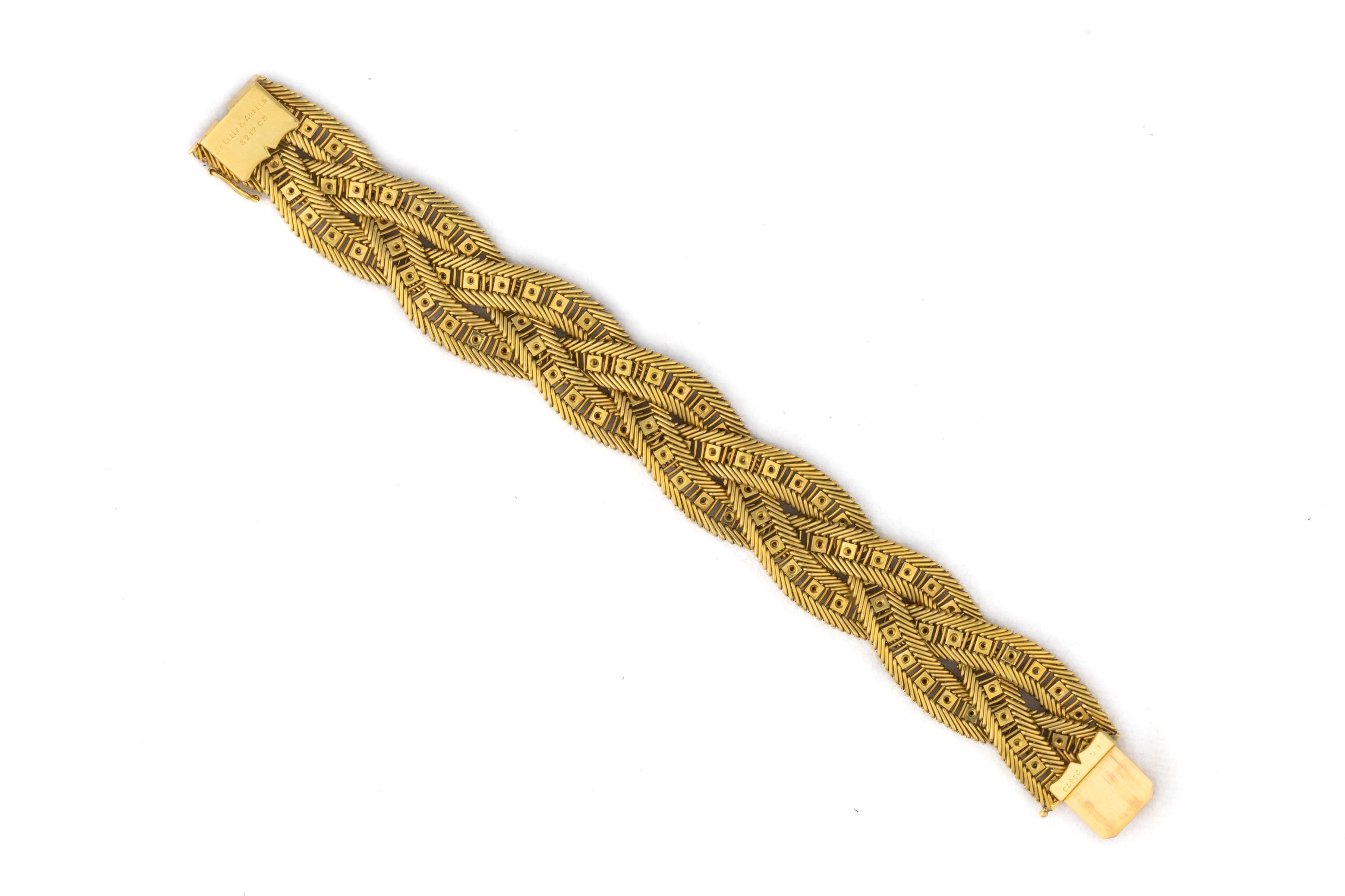 Retro Van Cleef & Arpels Diamond, Sapphire & Ruby Gold Rope Twist Bracelet For Sale