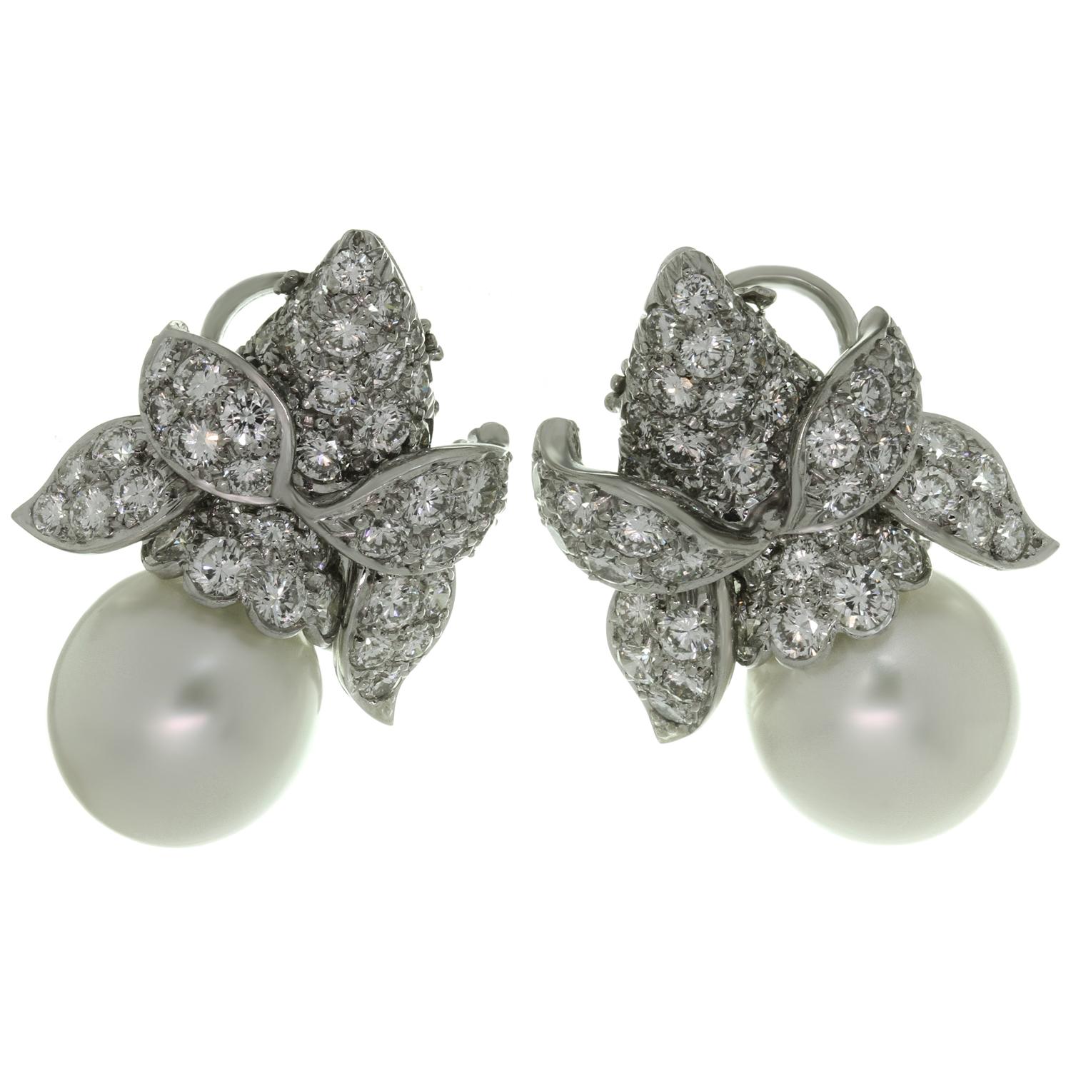 Van Cleef & Arpels Diamond South Sea Pearl Platinum Clip-On Earrings 3
