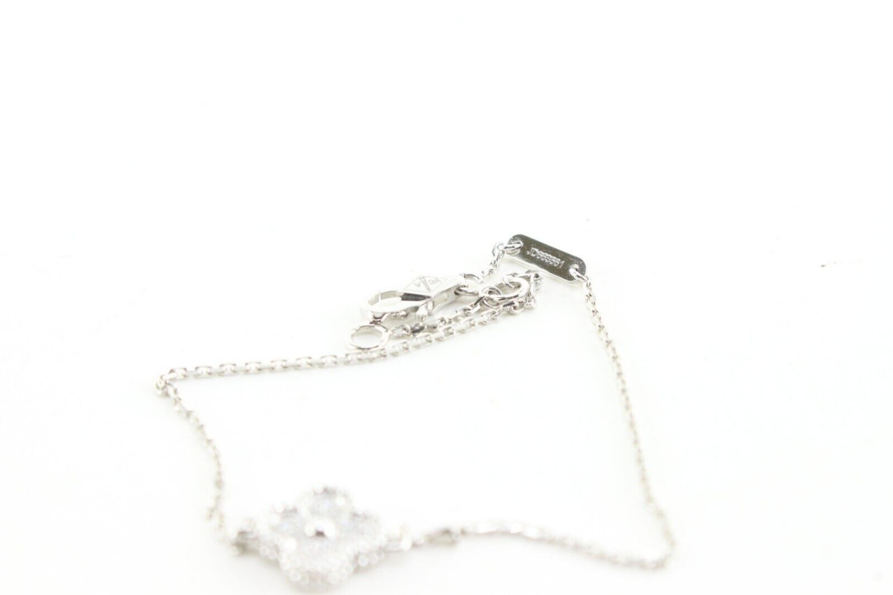 Van Cleef & Arpels Diamond Sweet Alhambra 1 Motif Bracelet en or blanc 2VCA0324 en vente 8