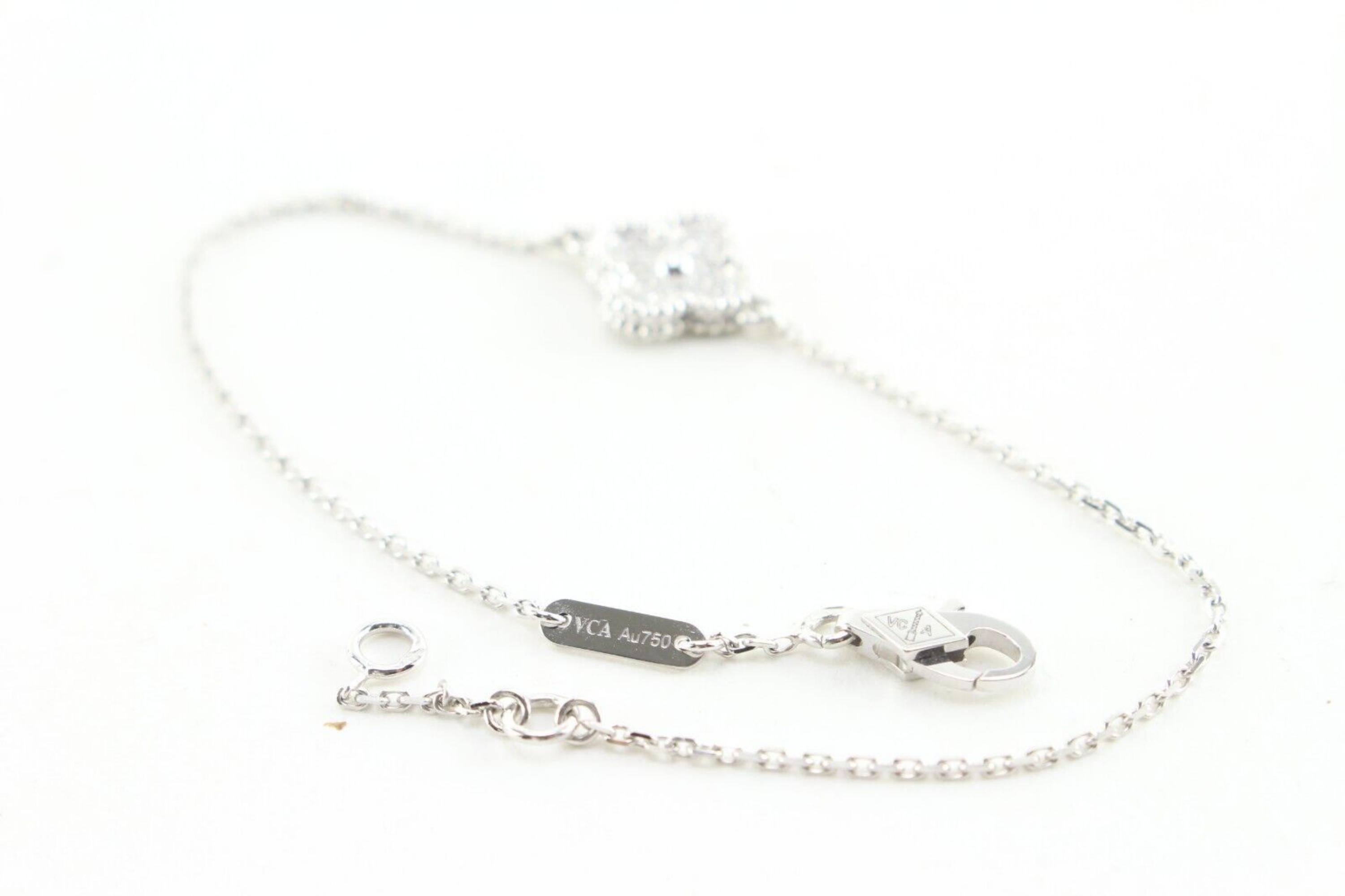 Van Cleef & Arpels Diamond Sweet Alhambra 1 Motif Bracelet en or blanc 2VCA0324 Neuf - En vente à Dix hills, NY
