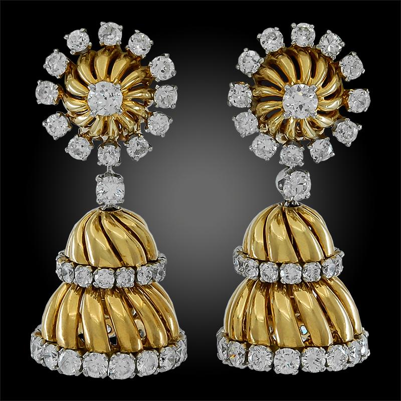 Van Cleef & Arpels Diamond Tassel Earrings In Good Condition In New York, NY