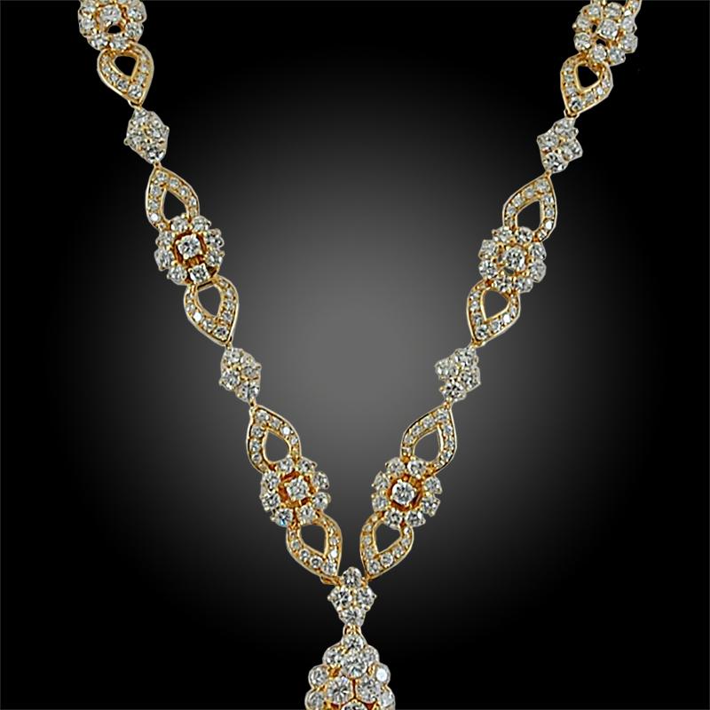 Taglio rotondo Collana o bracciale in oro con nappe di diamanti Van Cleef & Arpels in vendita
