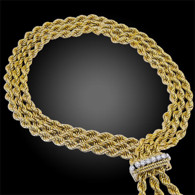 Round Cut Van Cleef & Arpels Diamond Yellow Gold Tassel Rope Necklace