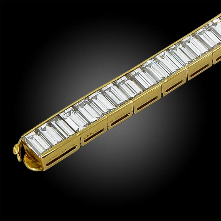 Van Cleef and Arpels Diamond Tennis Bracelet For Sale at 1stDibs