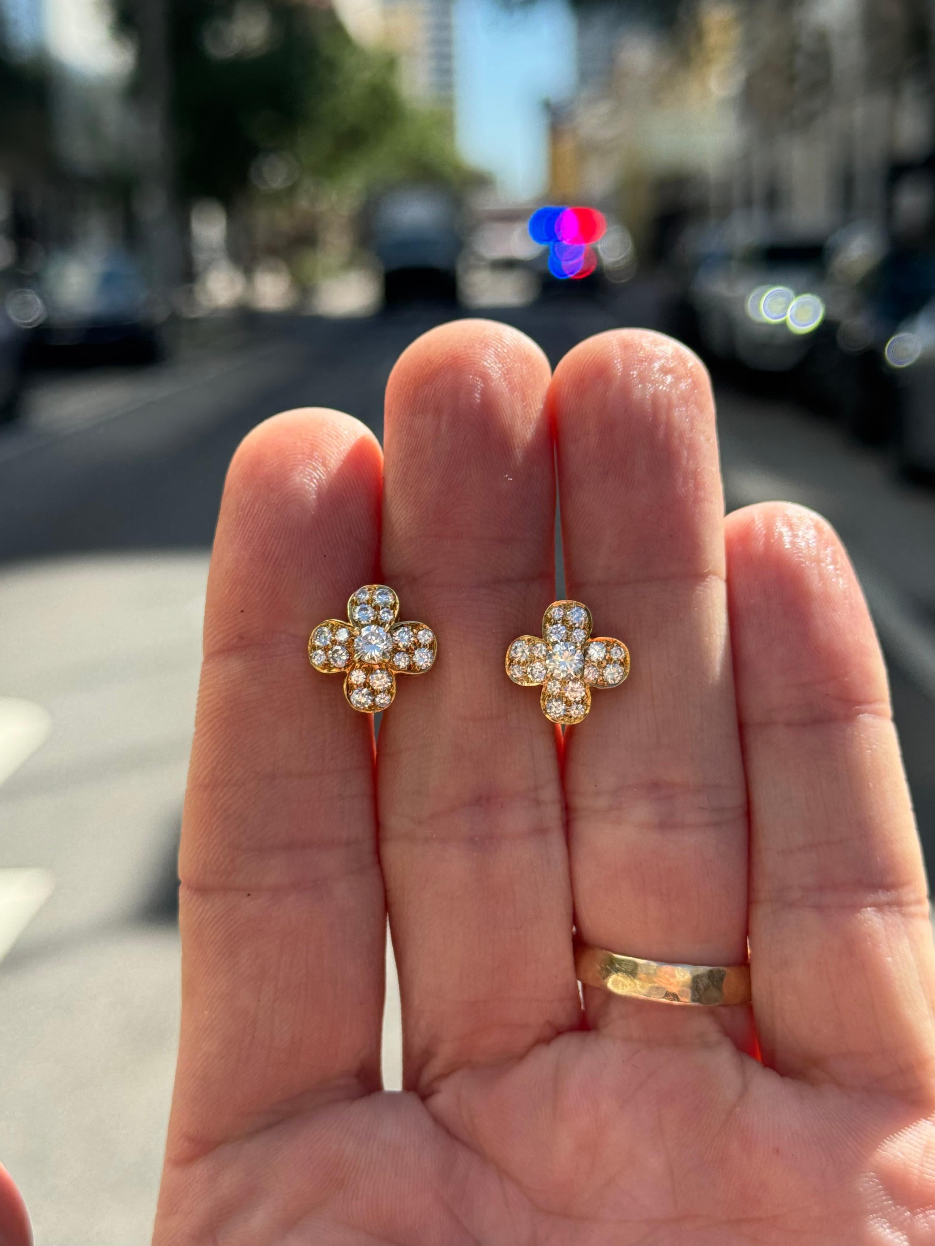 Van Cleef & Arpels Boucles d'oreilles 