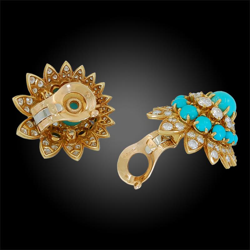 Van Cleef & Arpels Diamond Turquoise Brooch Earrings In Good Condition In New York, NY