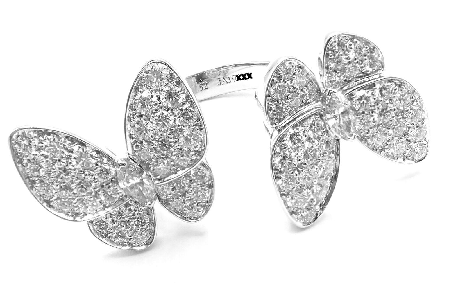 Brilliant Cut Van Cleef & Arpels Diamond Two Butterfly Between Finger White Gold Ring For Sale