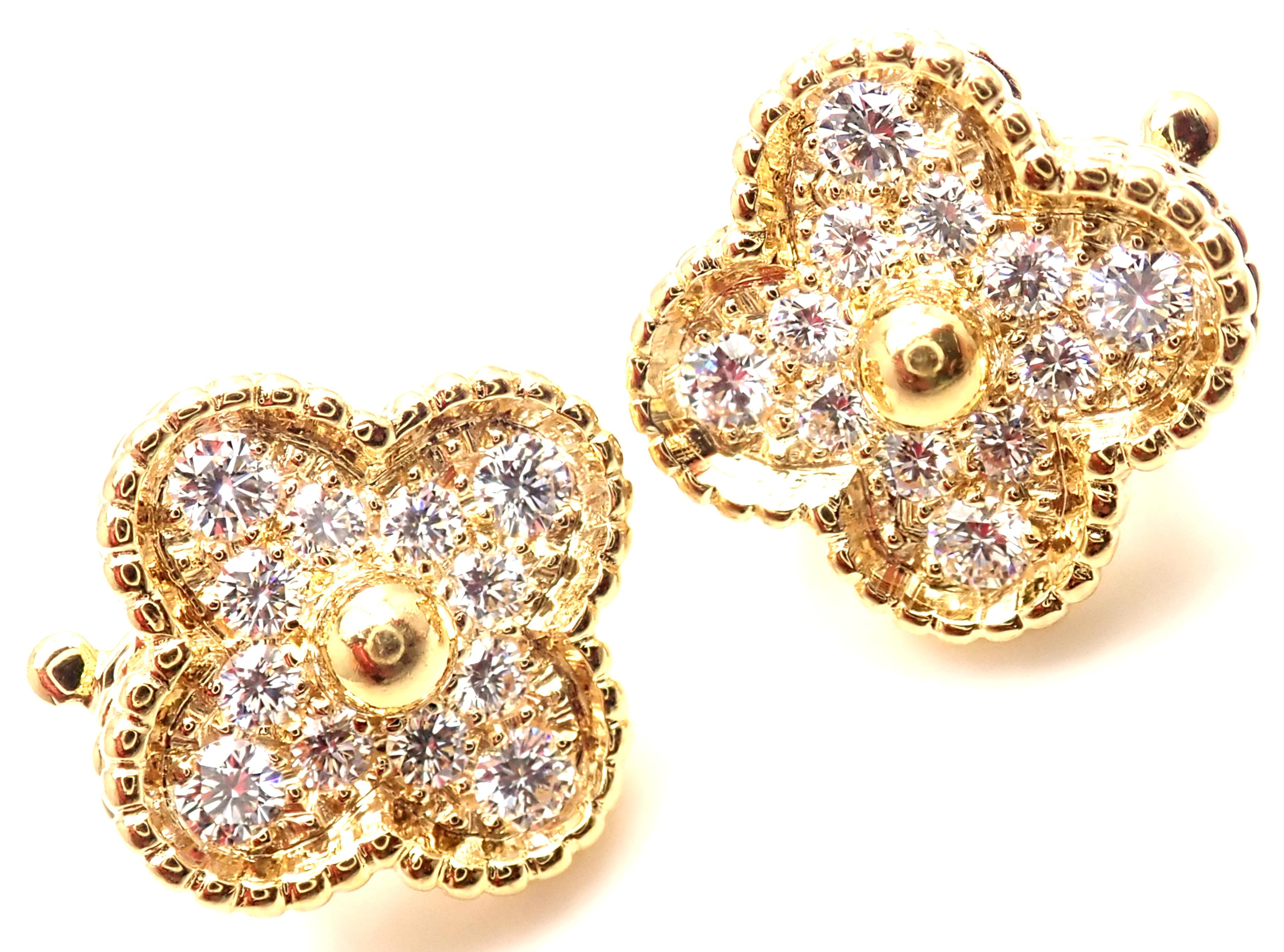 Van Cleef & Arpels Diamond Vintage Alhambra Yellow Gold Earrings im Zustand „Hervorragend“ in Holland, PA