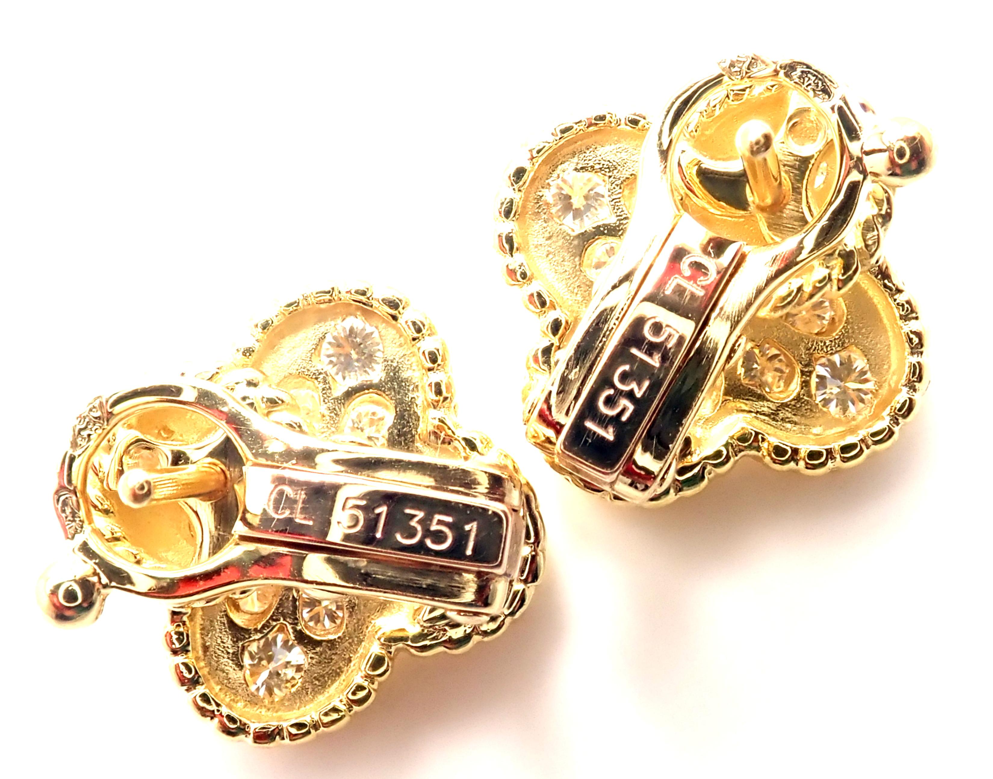 Van Cleef & Arpels Diamond Vintage Alhambra Yellow Gold Earrings für Damen oder Herren