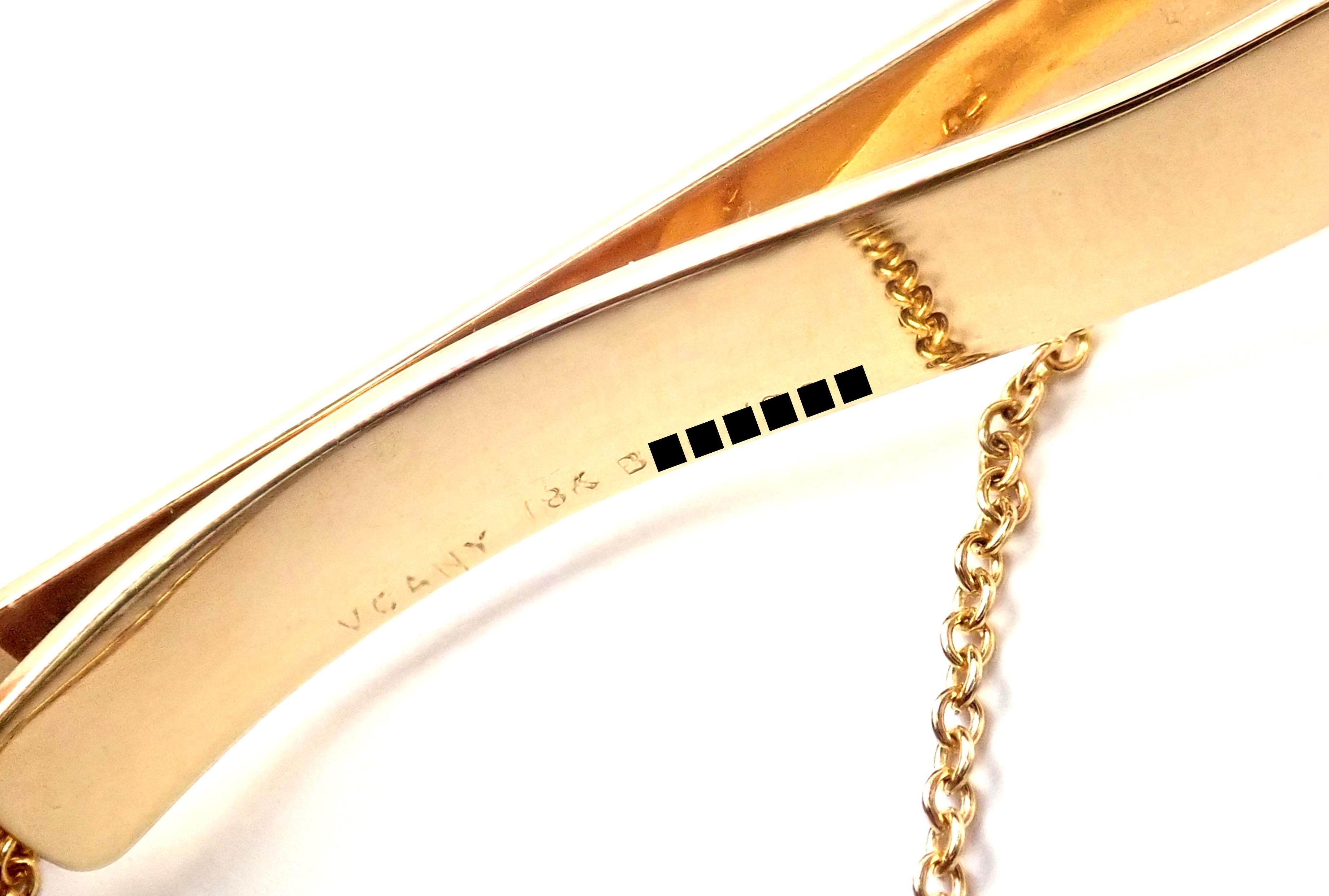 Van Cleef & Arpels Diamond Vintage Alhambra Yellow Gold Tie Clip For Sale 1
