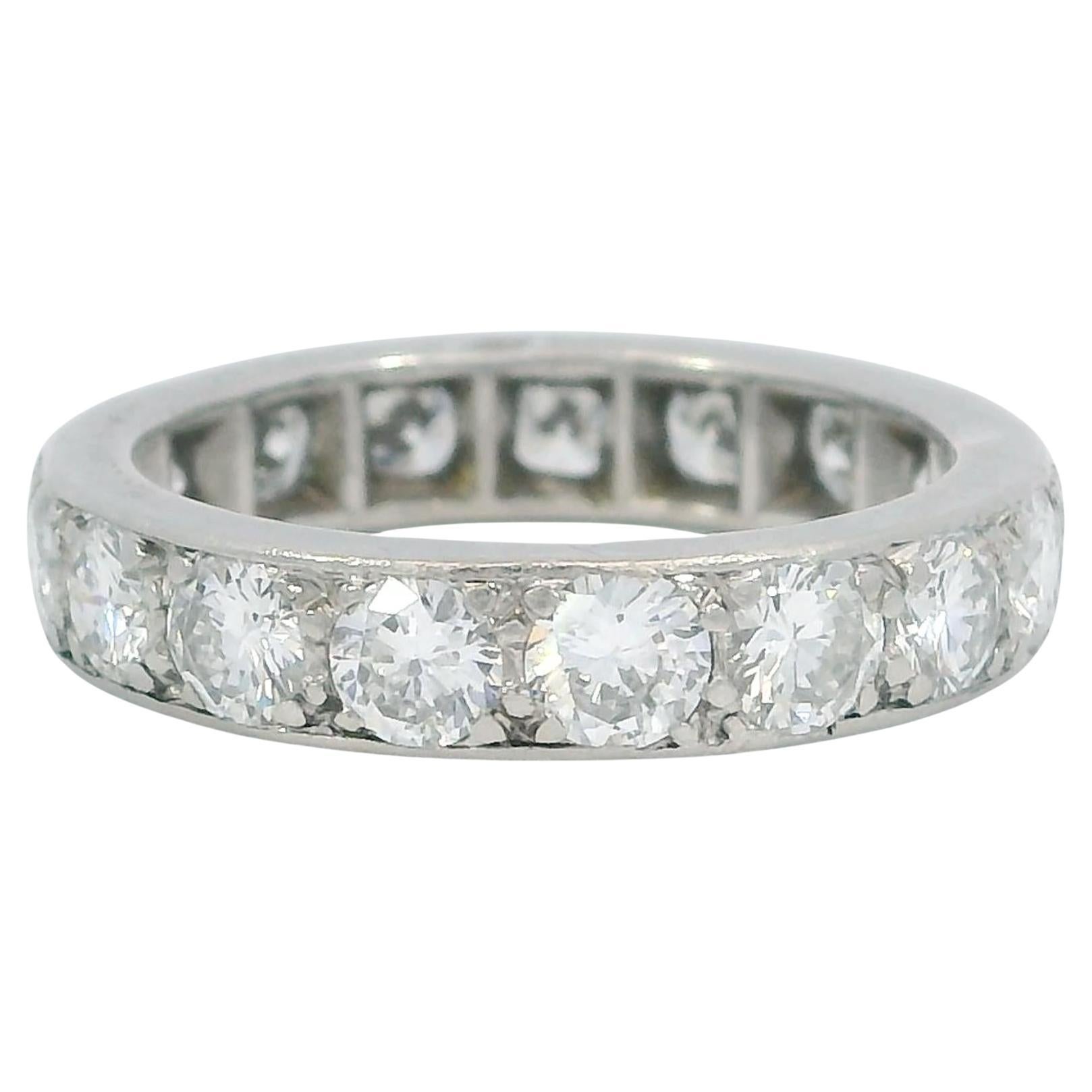 Van Cleef
Arpels Diamond Wedding Band Platinum French ~2.89ctw Size 6.5