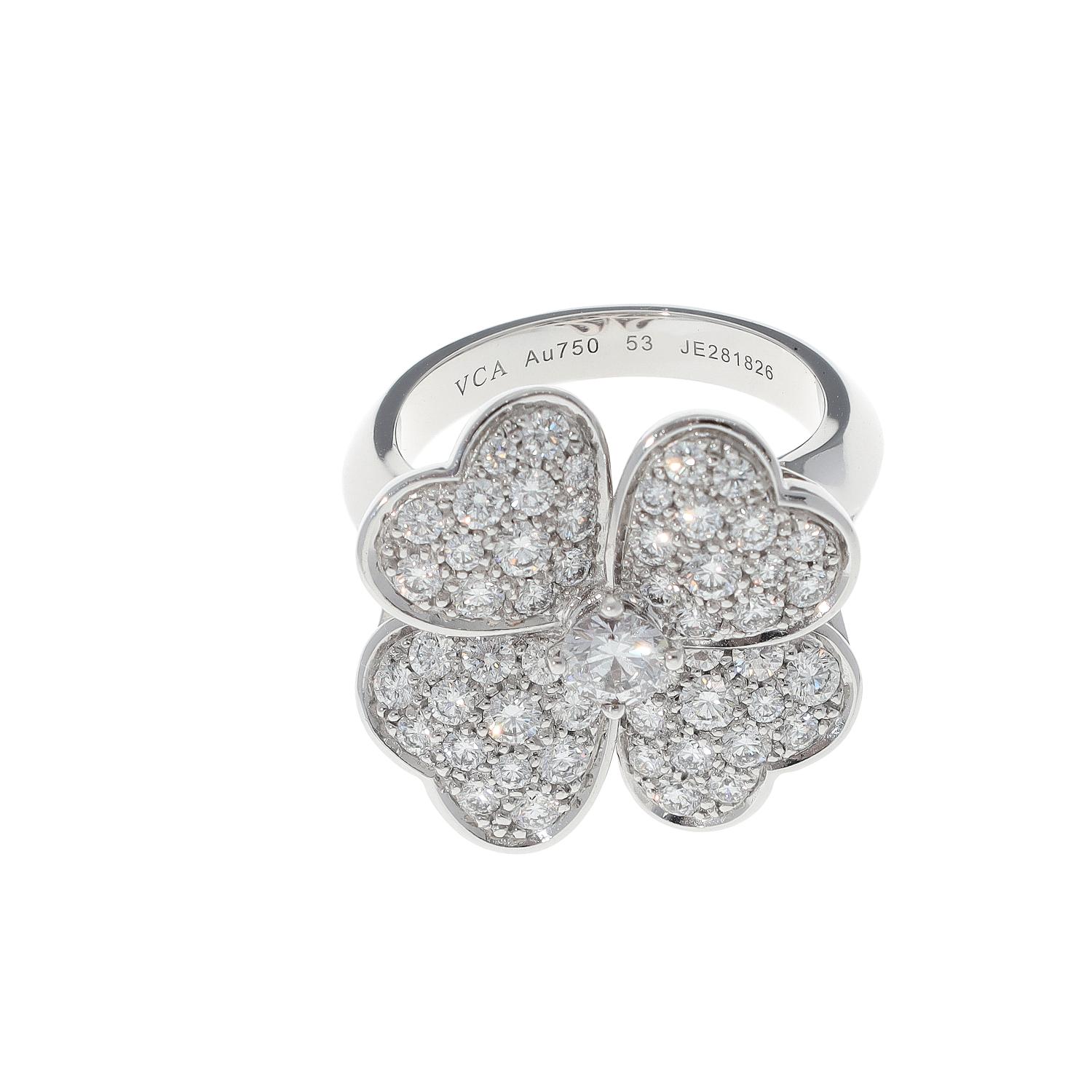 Van Cleef & Arpels Diamond White Gold Cosmos Ring In Excellent Condition In New York, NY