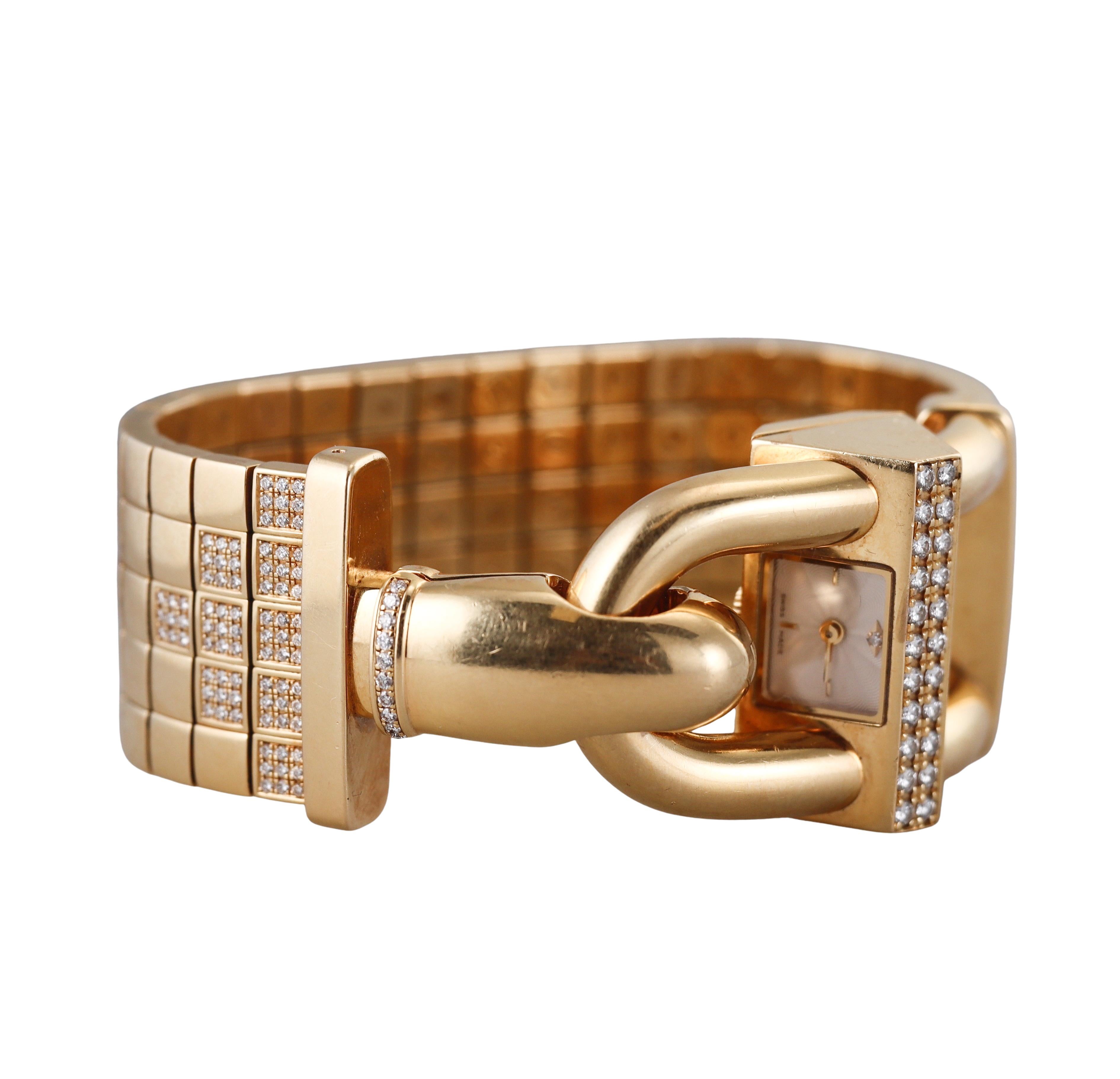 Round Cut Van Cleef & Arpels Diamond Yellow Gold Buckle Bracelet Watch For Sale