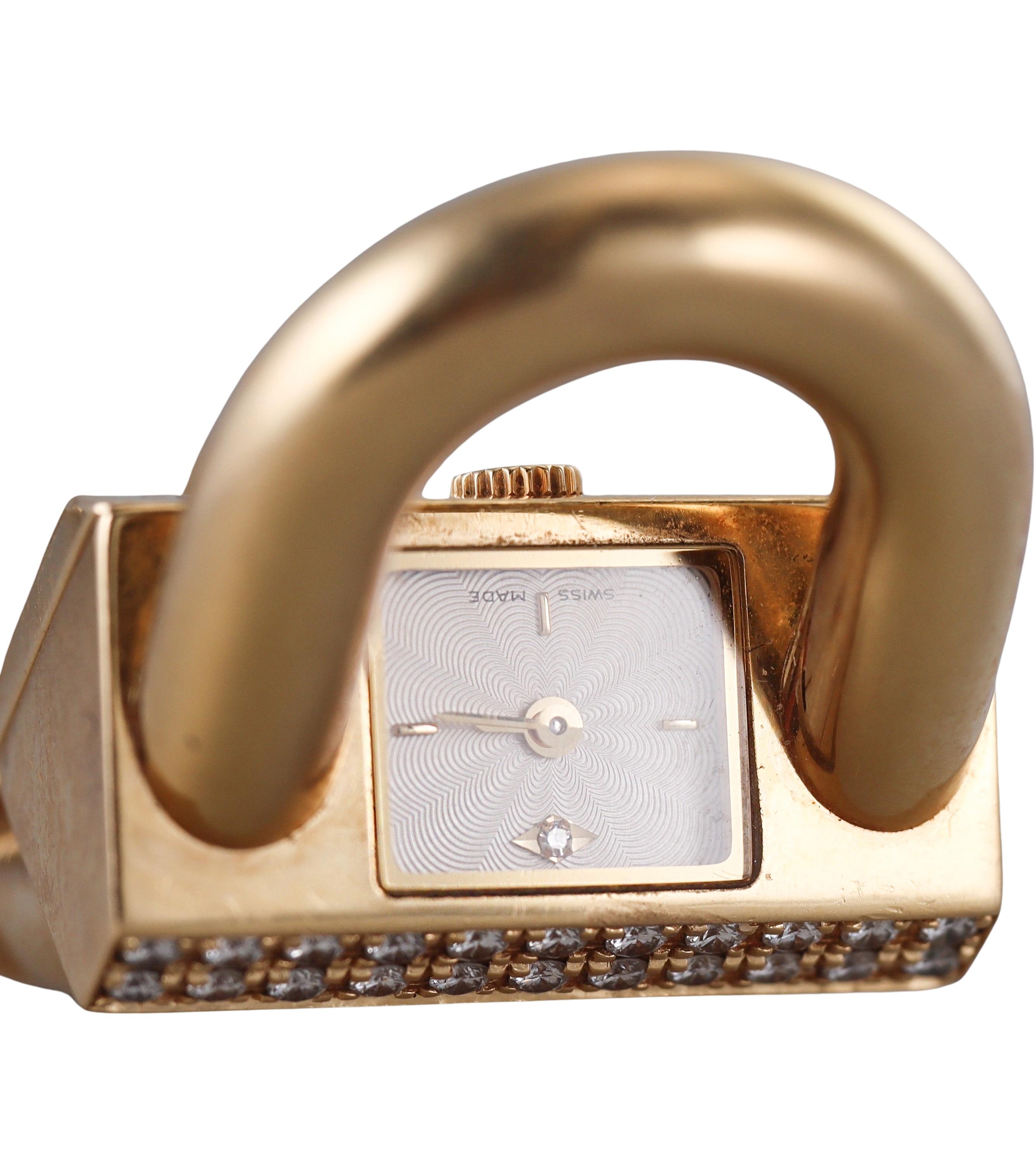 Van Cleef & Arpels Diamond Yellow Gold Buckle Bracelet Watch In Excellent Condition For Sale In New York, NY