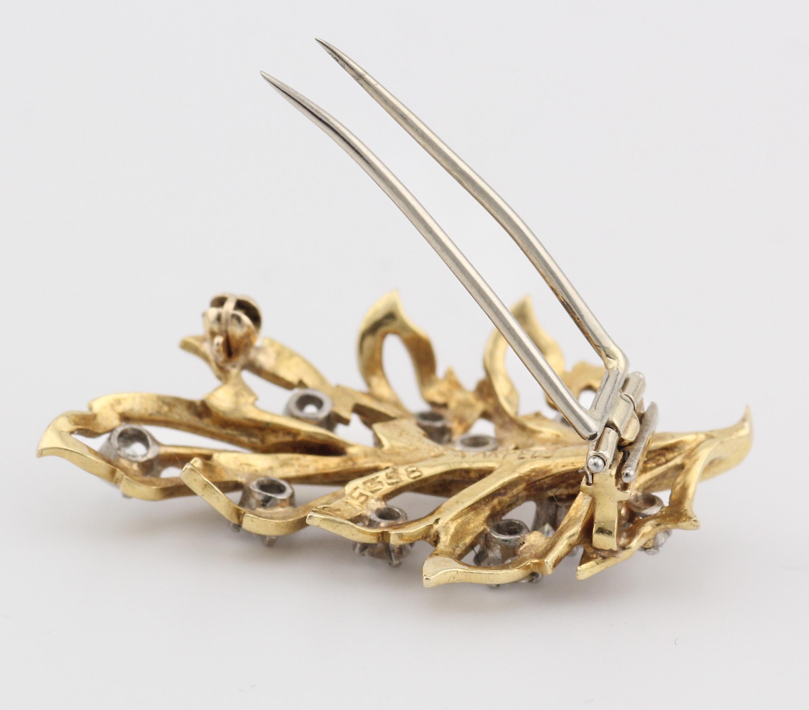 Van Cleef & Arpels Diamonds 18K Yellow Gold Platinum Leaf Brooch For Sale 1