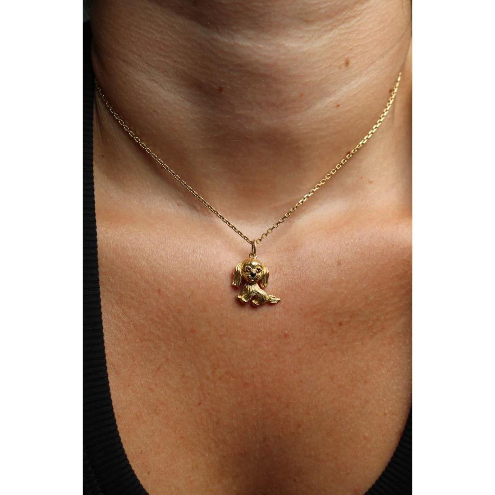 Van Cleef & Arpels Collana con ciondolo a forma di cane in oro giallo francese 18 carati in vendita 6