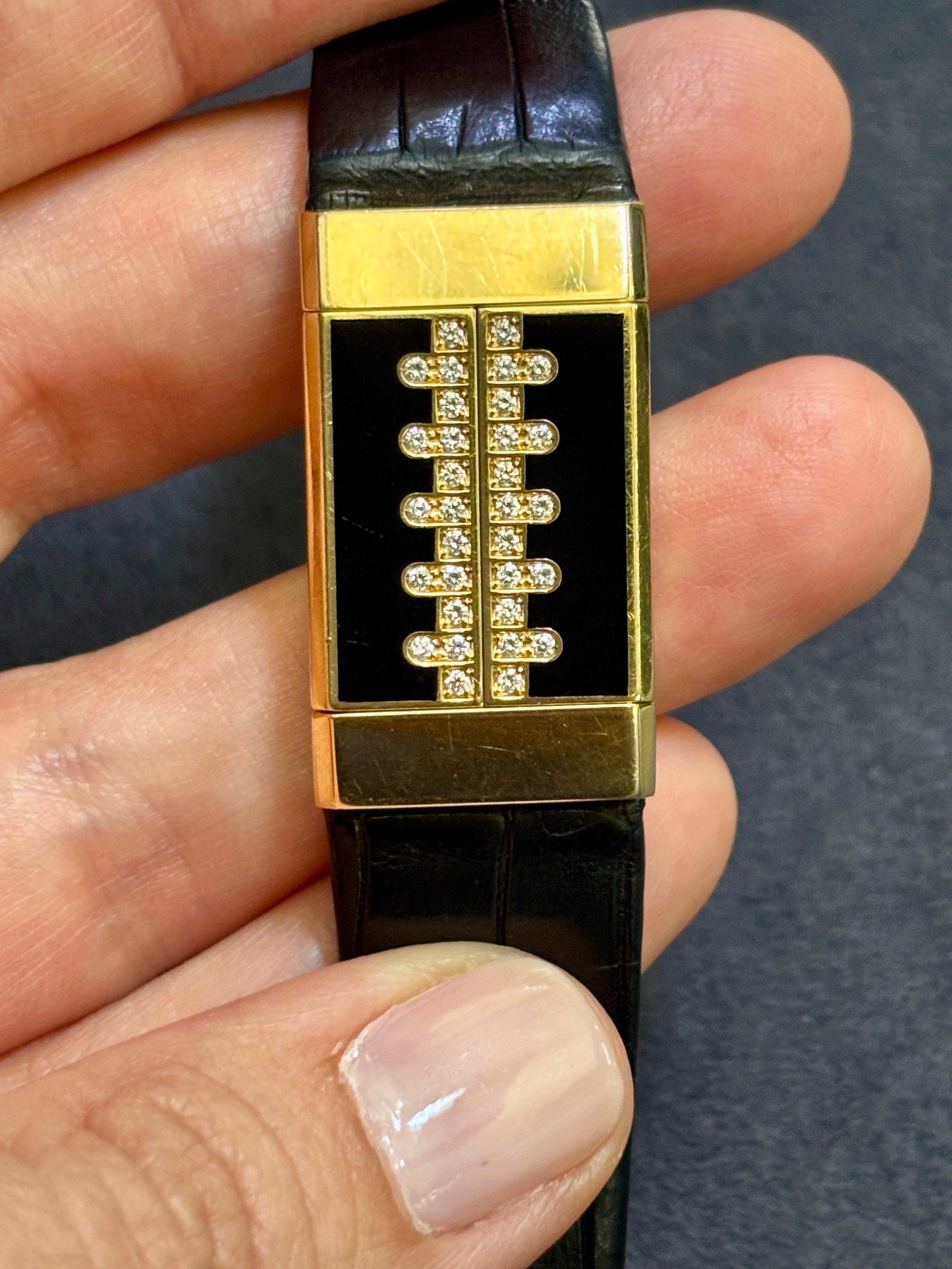 Reloj Van Cleef & Arpels Domino 39 de oro en Bueno estado para la venta en London, GB