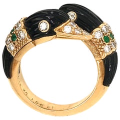Van Cleef & Arpels Double Head Black Swan Ring with Diamonds Emeralds