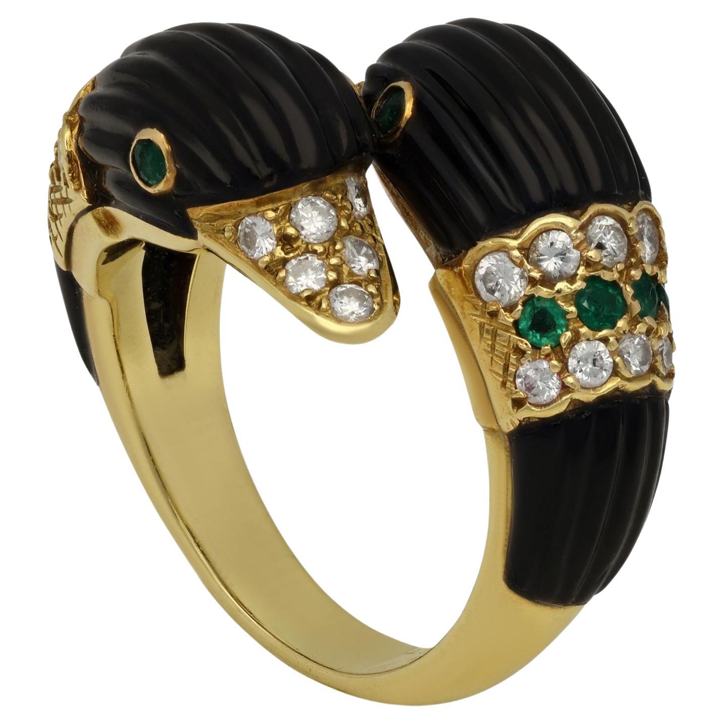 Van Cleef & Arpels Double Headed Swan Ring In Black Onyx With Diamonds Emeralds