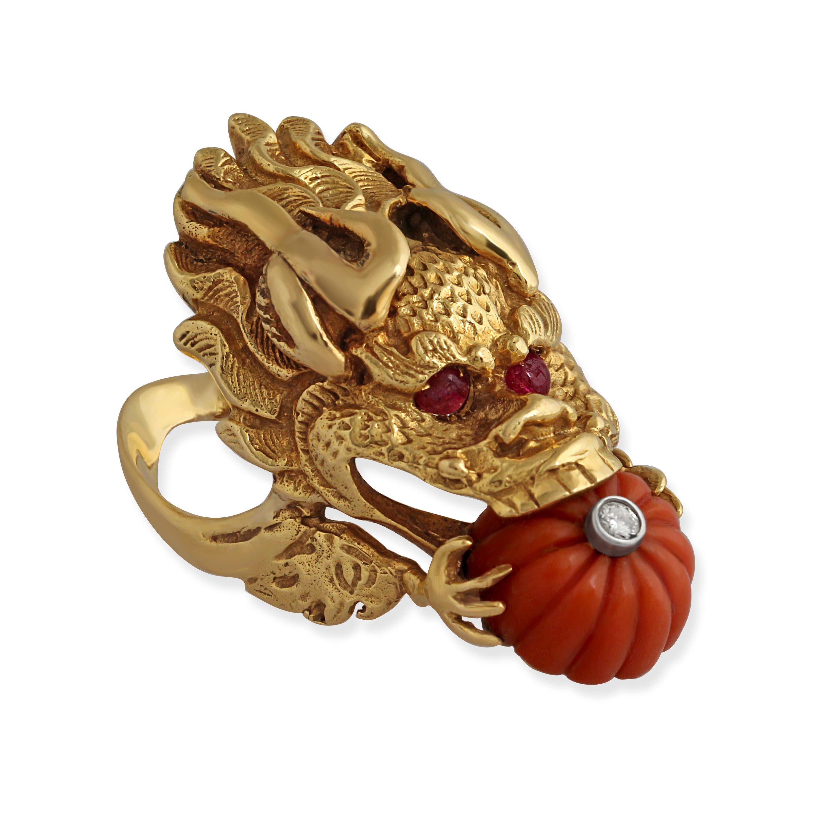 Van Cleef & Arpels Dragon Ring In Good Condition In London, GB