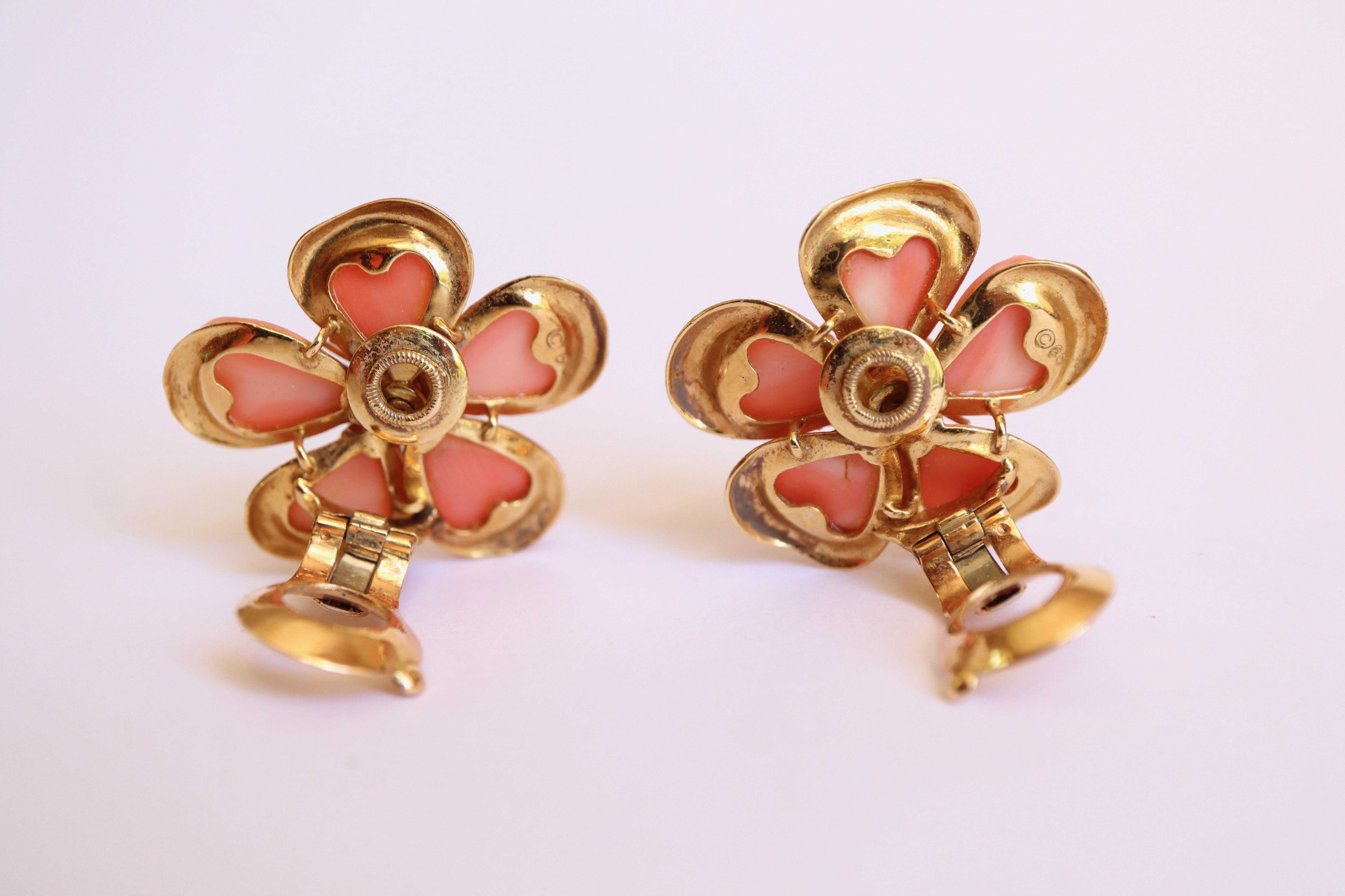 Women's Van Cleef & Arpels Earrings Rose De Noel Pink Coral Diamonds 18 Kt Gold For Sale