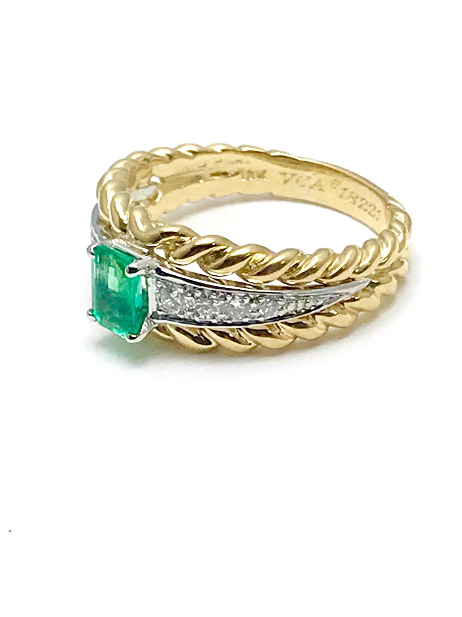 emerald platinum ring