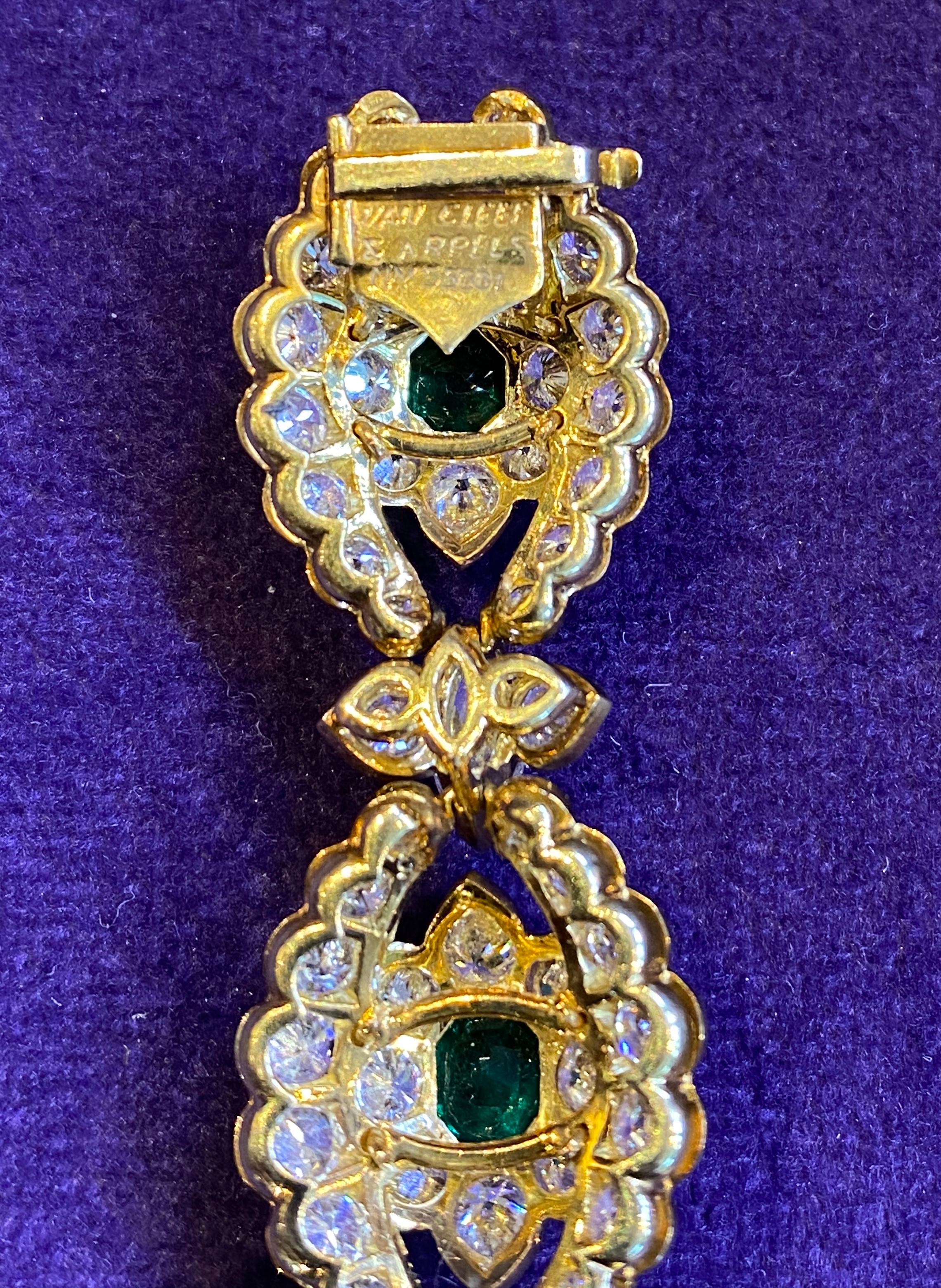 Women's Van Cleef & Arpels Emerald & Diamond Bracelet For Sale