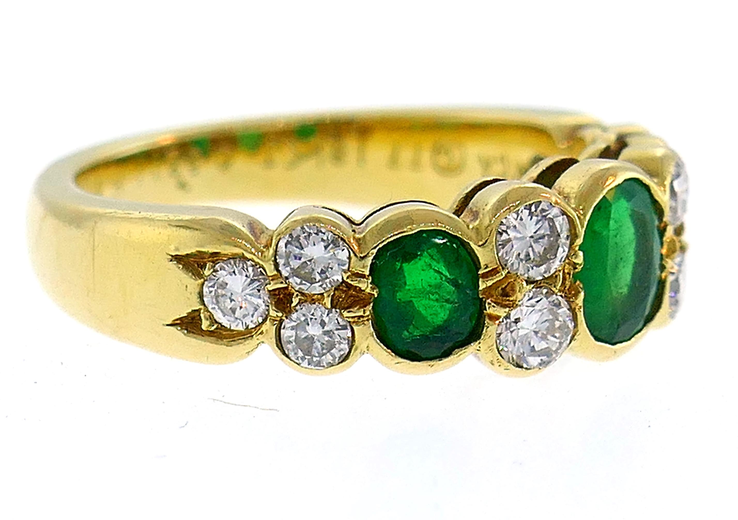 Women's Van Cleef & Arpels Emerald Diamond Gold Ring, 1970s