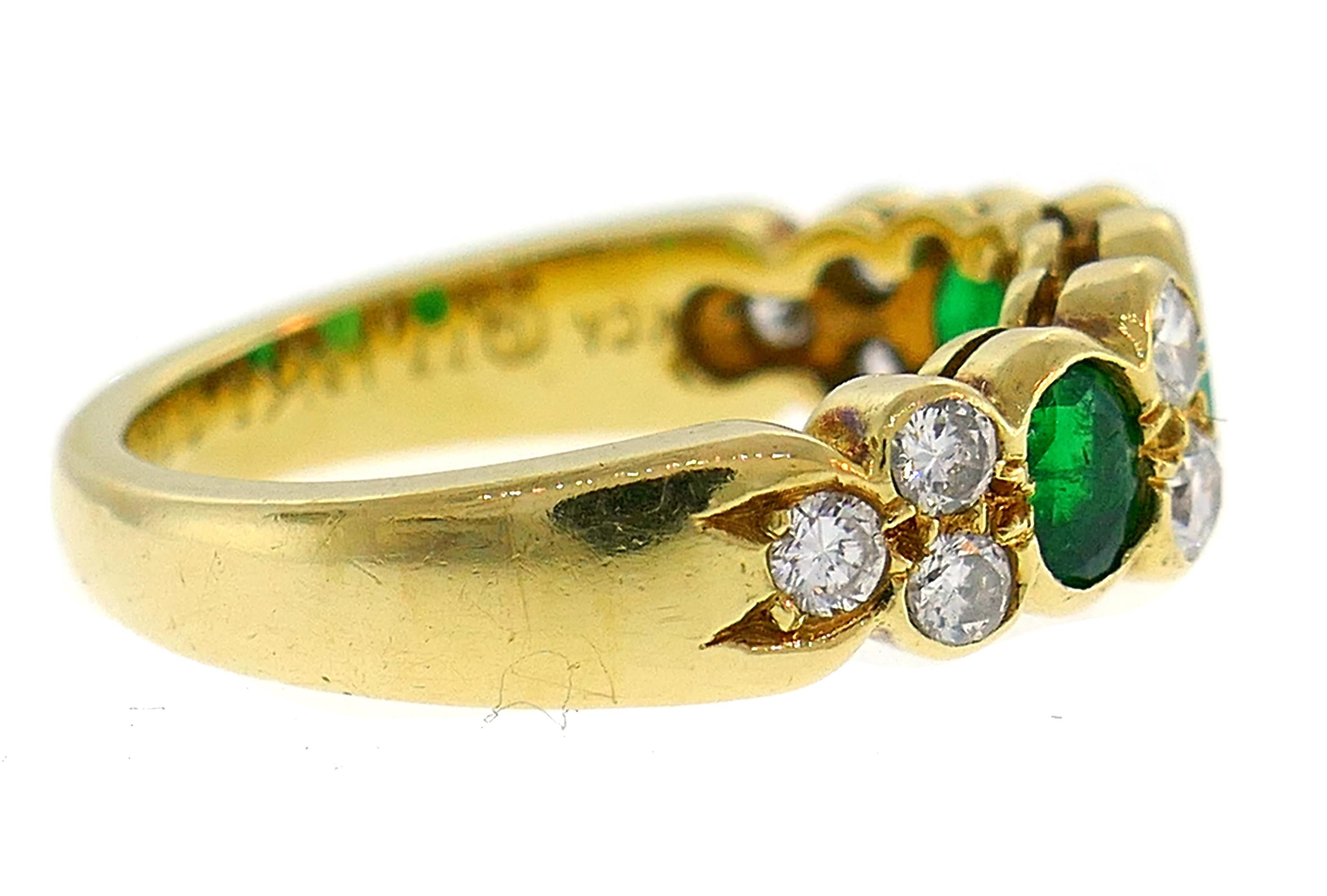 Van Cleef & Arpels Emerald Diamond Gold Ring, 1970s 1