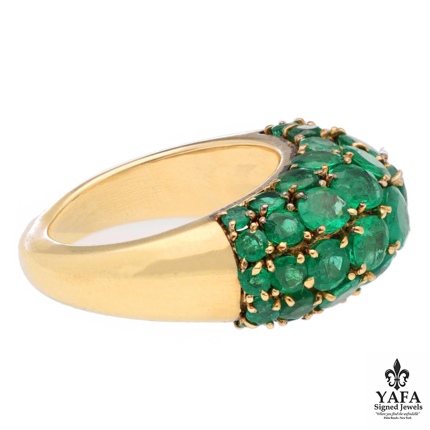 Round Cut VAN CLEEF & ARPELS Emerald Dome Ring For Sale