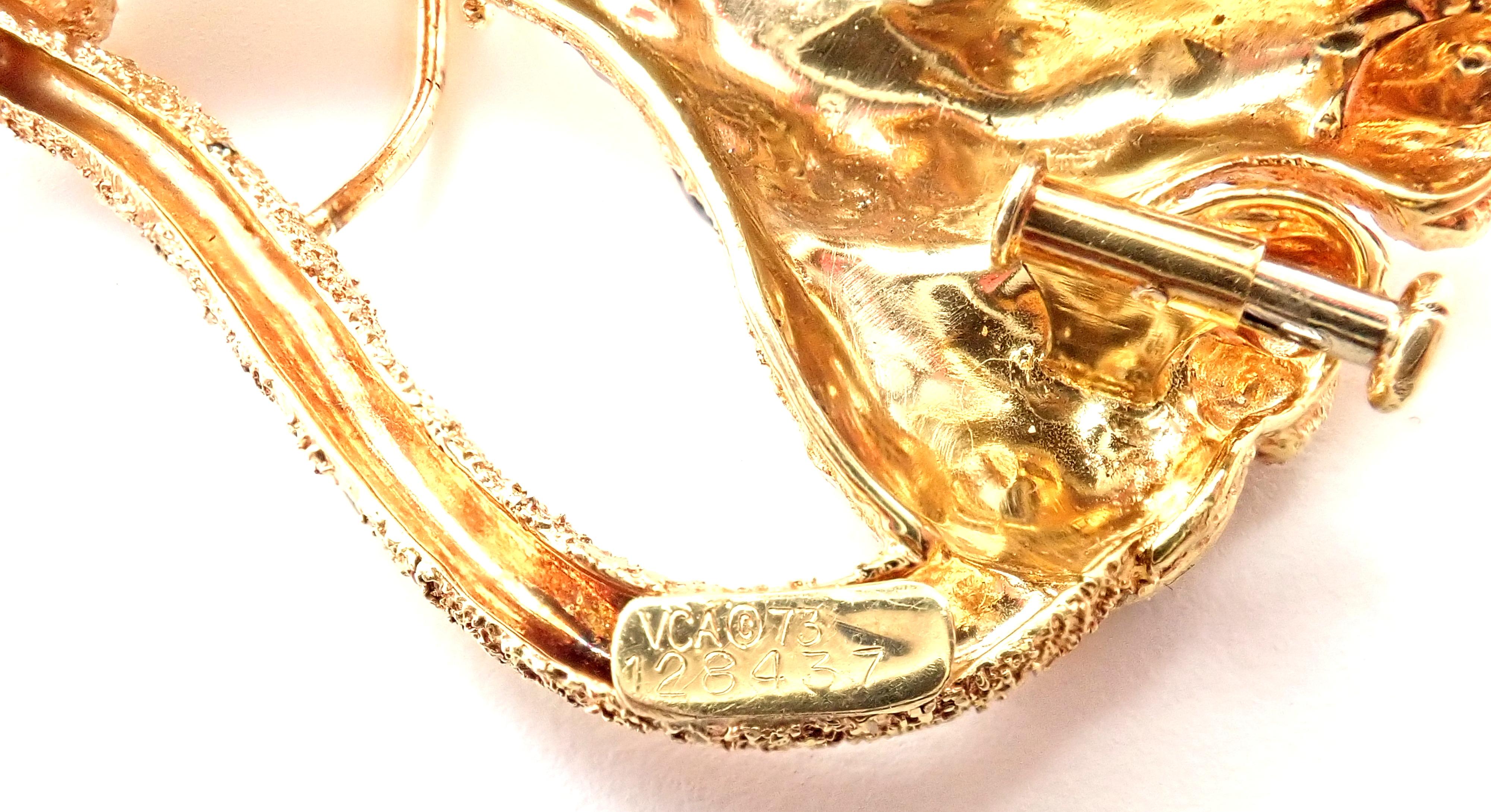 Van Cleef & Arpels Broche léopard en or jaune:: émail et émeraude 4