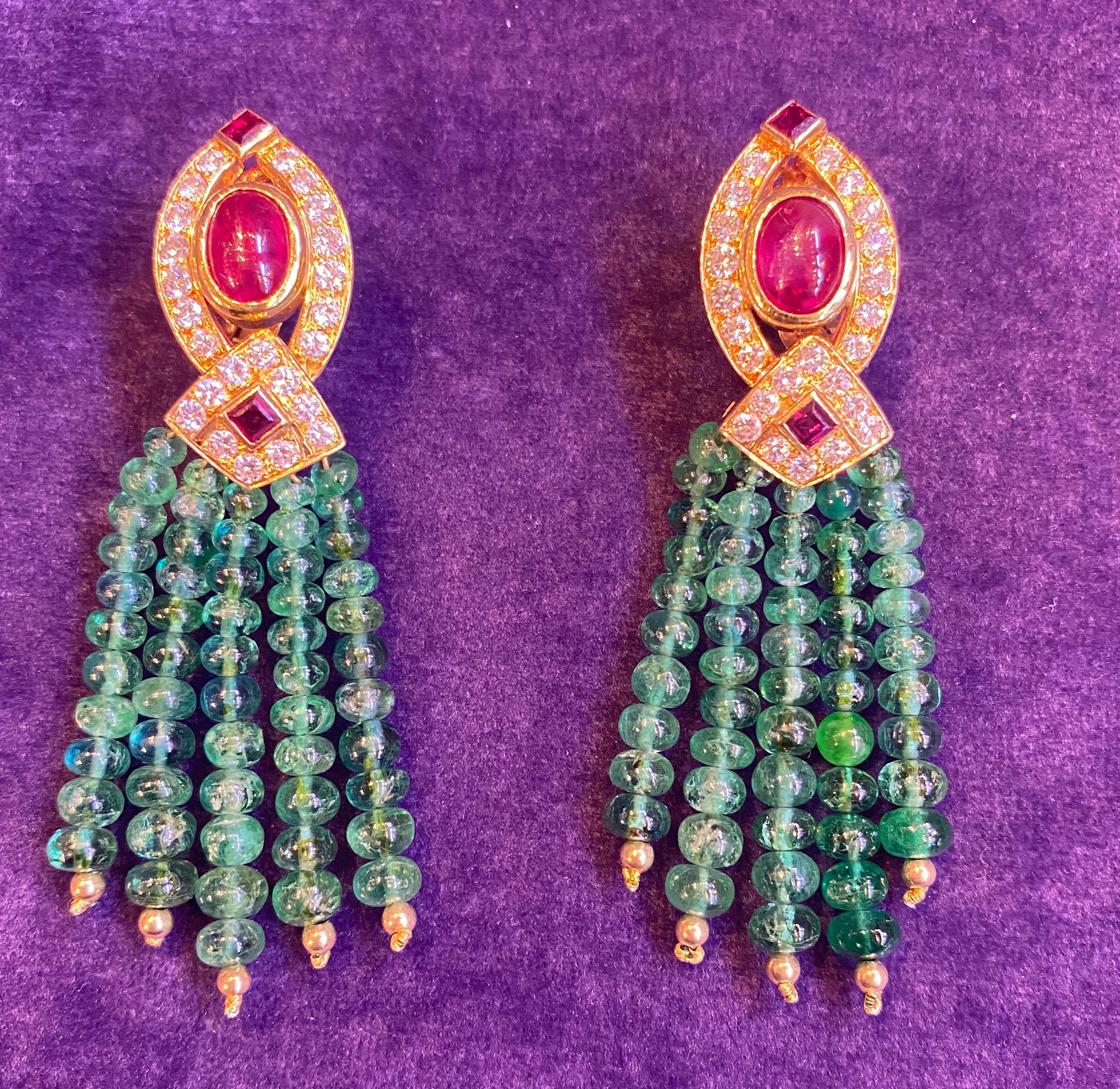 Van Cleef & Arpels Set aus Halskette und Ohrring mit Smaragd-, Rubin- und Diamantperlenquasten 4