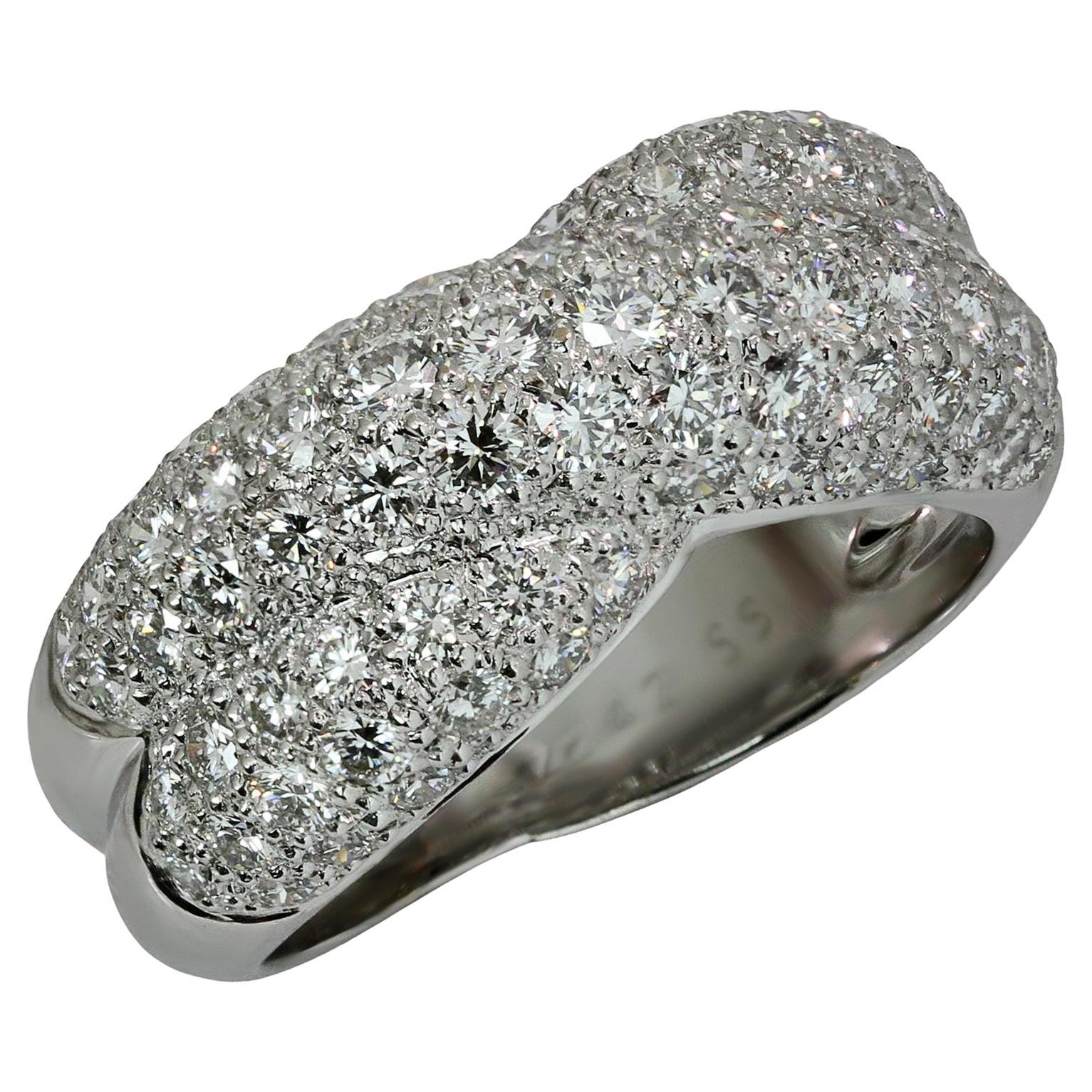 VAN CLEEF & ARPELS Entrelacs Diamond White Gold Ring 55 For Sale